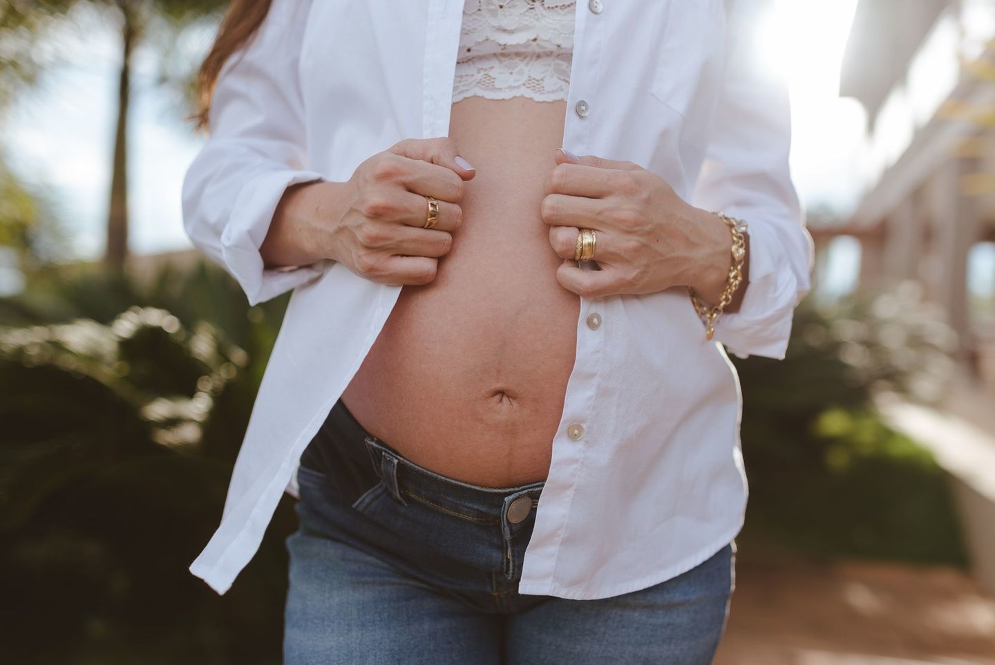 Fotografia de Grávida lifestyle em casa e no campo. Uma vida dando vida... A sublimidade de ser mãe! Fotografia de Grávida lifestyle em casa e no campo. Uma vida dando vida... A sublimidade de ser mãe!