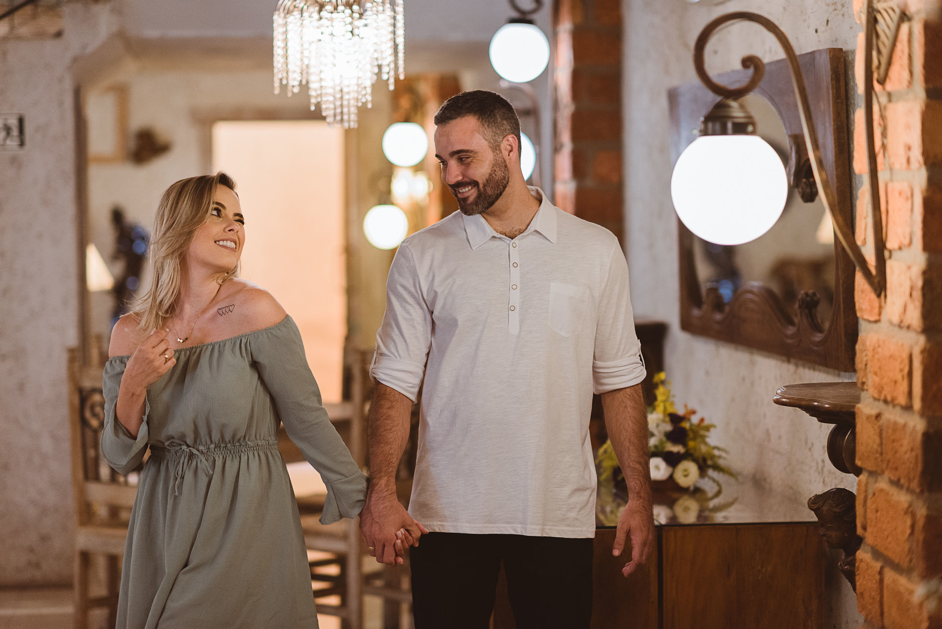 Foto Pré-wedding com luz natural no Spazio Villa Régia em Brasília DF Foto Pré-wedding com luz natural no Spazio Villa Régia em Brasília DF - Imagem 16