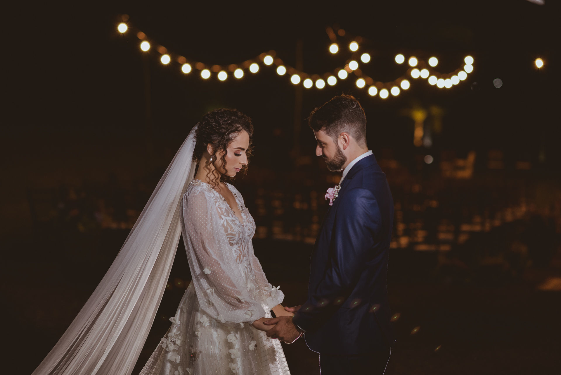 Foto Casamento externo na Fazenda Nova Conceição Go em fim de tarde - Nathália e Murilo Foto Casamento externo na Fazenda Nova Conceição Go em fim de tarde - Nathália e Murilo - Imagem 76