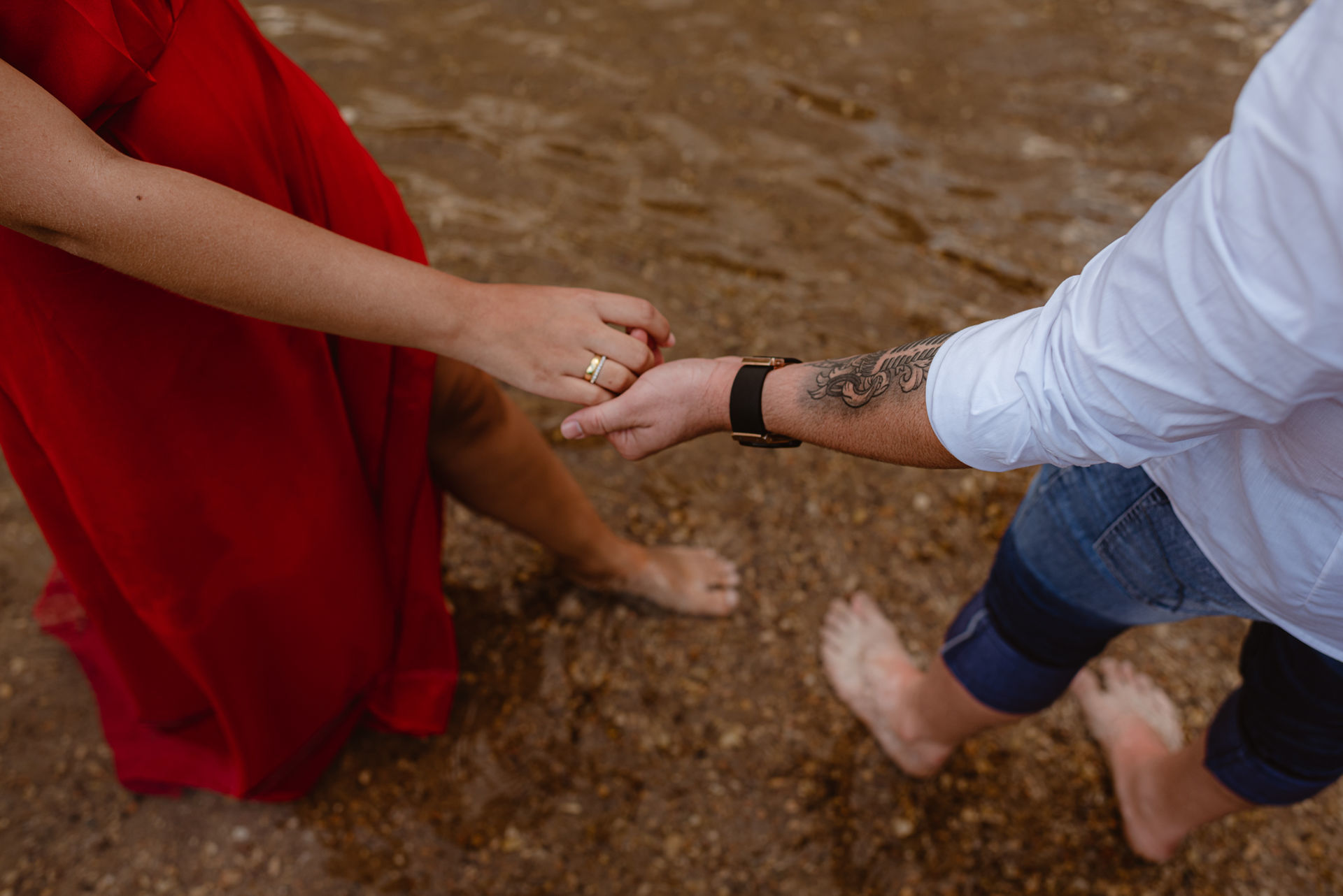 Foto Pré-wedding na Cachoeira em Salto de Corumbá em fim de tarde - Imagem 30