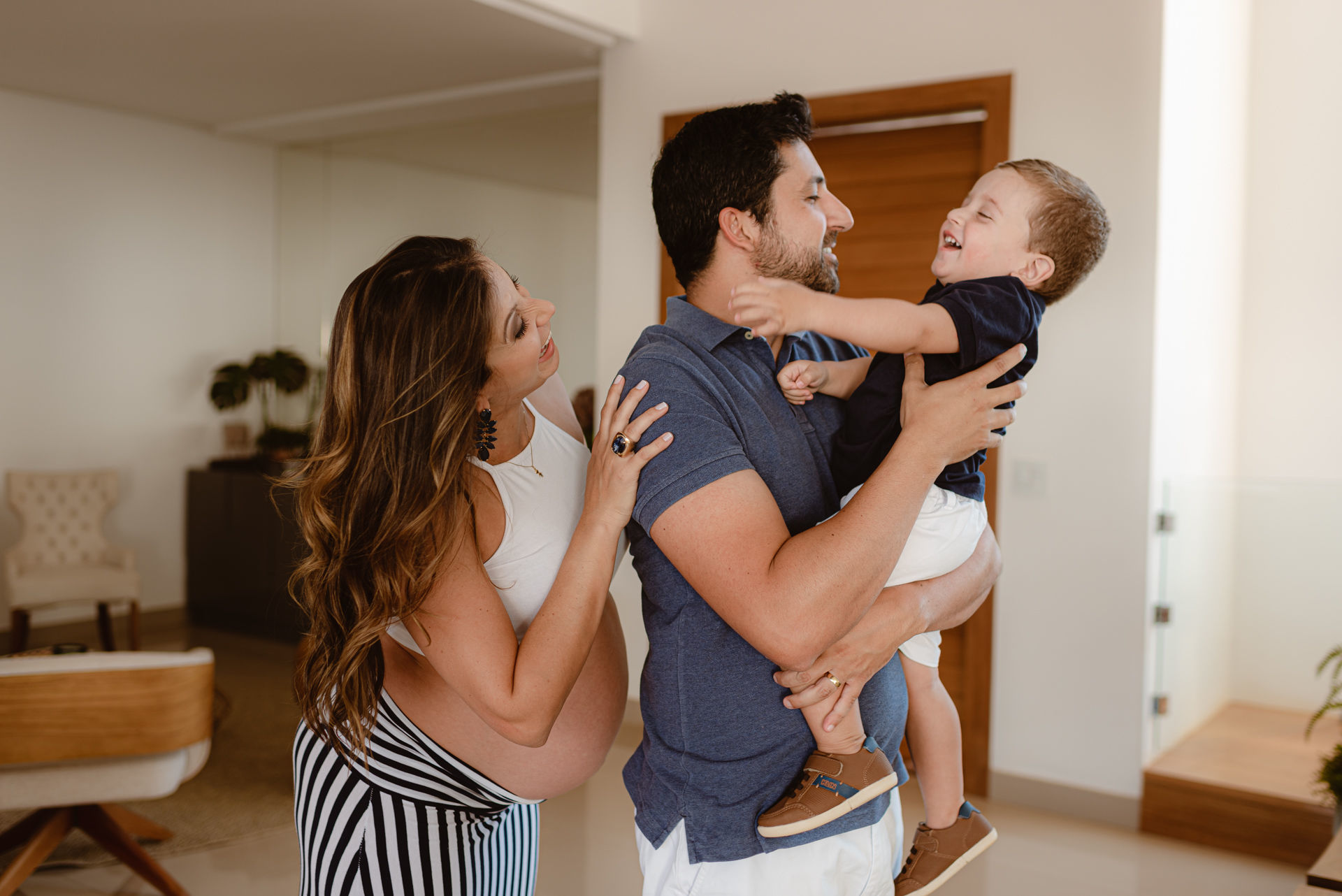 Foto Lifestyle de Gestante feito em Casa - Imagem 13