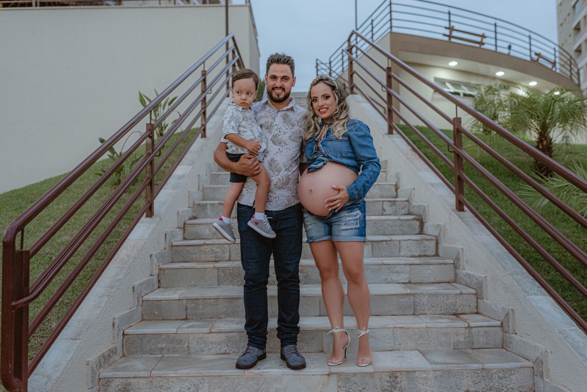 Foto Ensaio de grávida estilo lifestyle em um apartamento decorado Foto Ensaio de grávida estilo lifestyle em um apartamento decorado - Imagem 36