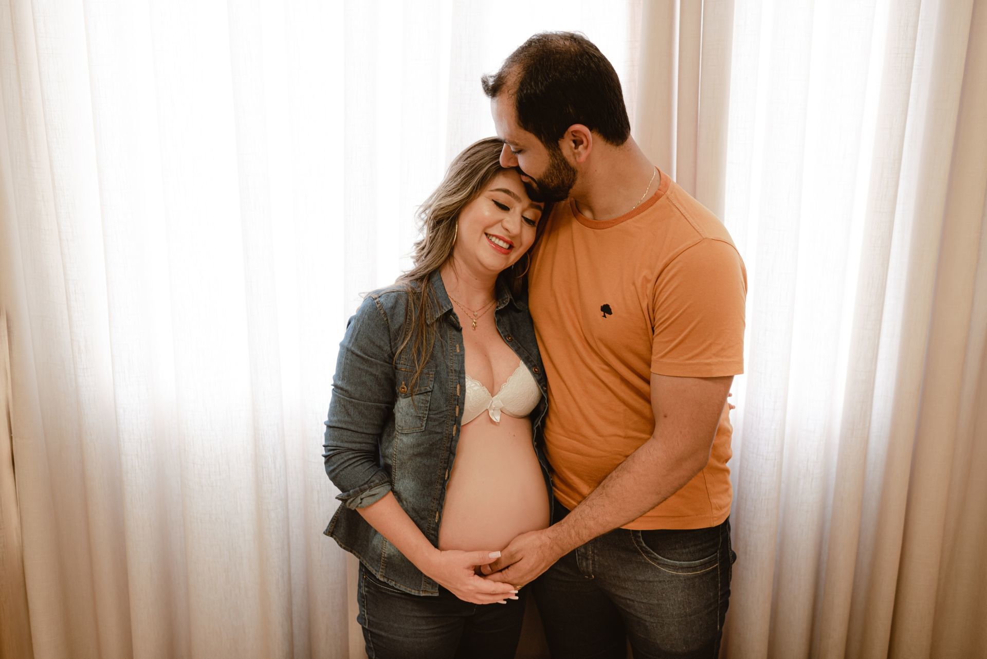 Foto Susu e Rafael à espera de Eloá - Um ensaio lindo lifestyle em casa e na fazenda Foto Susu e Rafael à espera de Eloá - Um ensaio lindo lifestyle em casa e na fazenda - Imagem 5