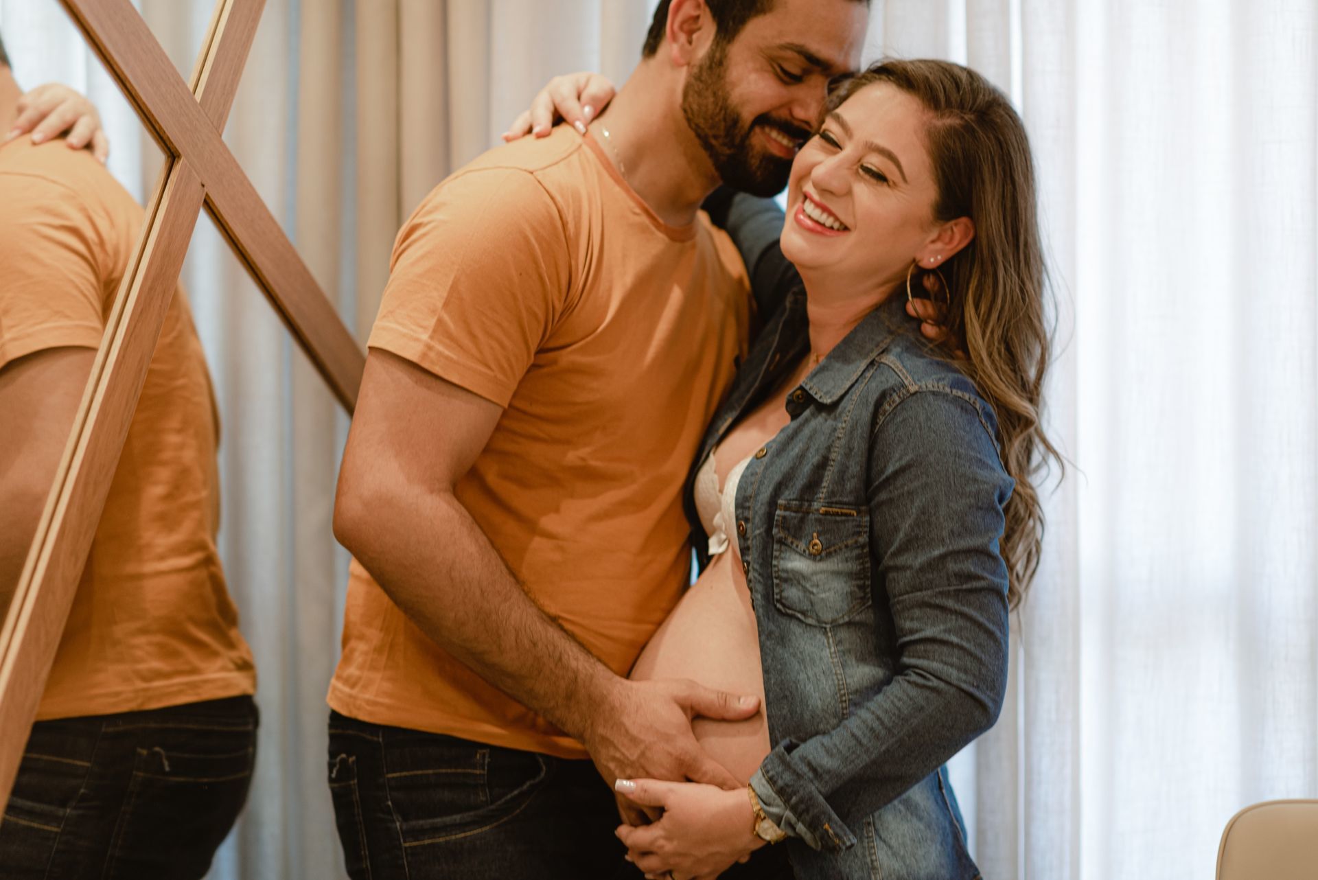 Foto Susu e Rafael à espera de Eloá - Um ensaio lindo lifestyle em casa e na fazenda Foto Susu e Rafael à espera de Eloá - Um ensaio lindo lifestyle em casa e na fazenda - Imagem 7