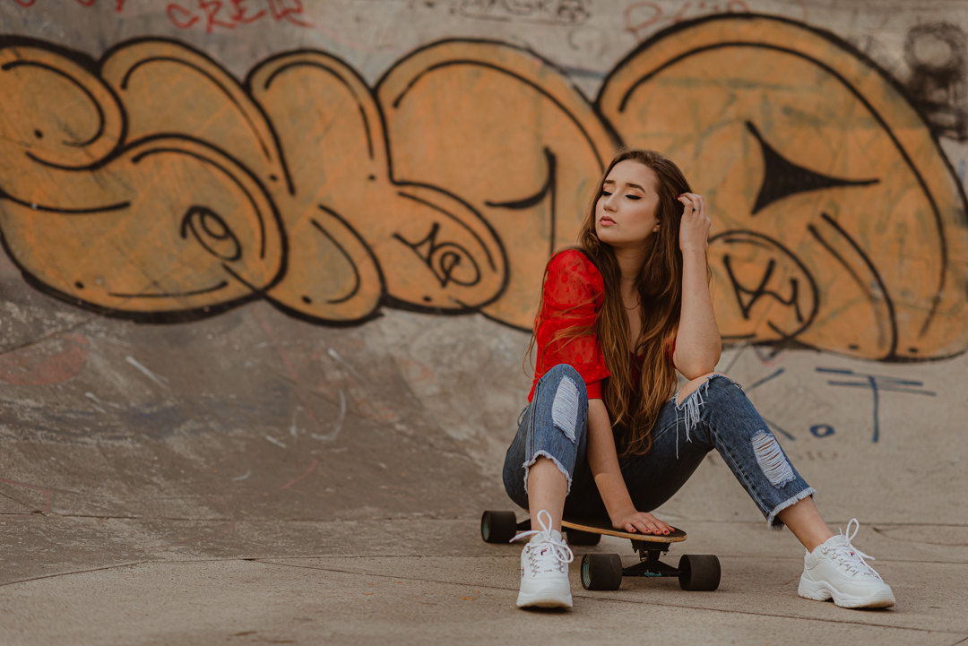 Ensaio Fotográfico de 15 anos com Patins, skate, bike e piscina - Ana Clara book 15 anos