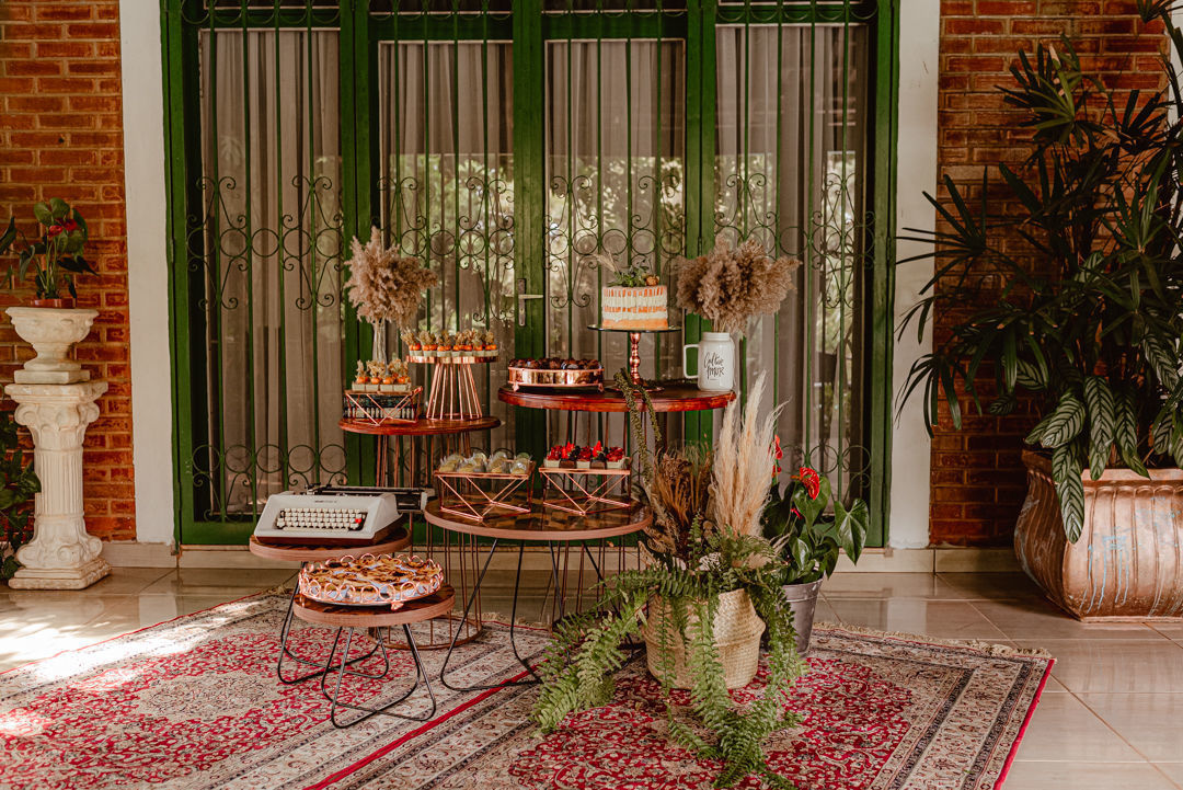 Almoço intimista de casamento com decoração Boho pela manhã - Raylla e Lude Almoço intimista de casamento com decoração Boho pela manhã - Raylla e Lude
