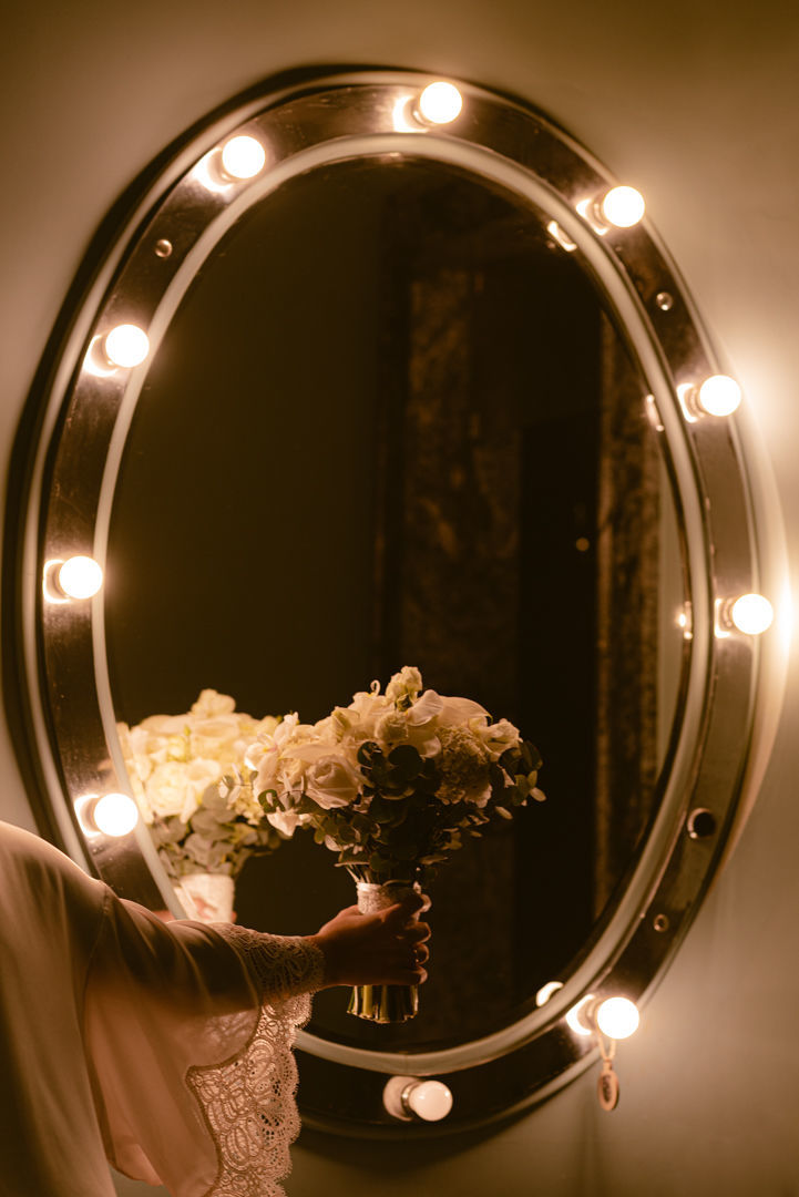 Foto Casamento Clássico com decoração branca e muitas luzinhas - Deborah e Lucas Foto Casamento Clássico com decoração branca e muitas luzinhas - Deborah e Lucas - Imagem 5