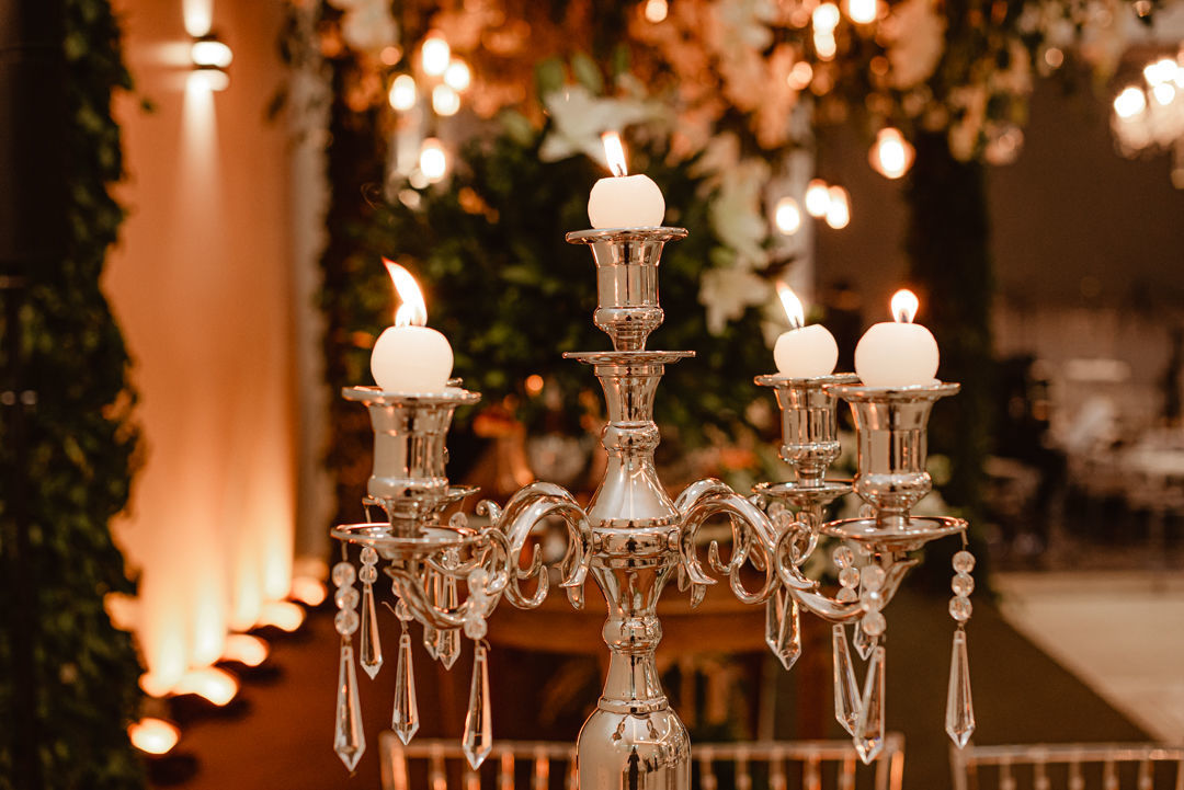 Foto Casamento Clássico com decoração branca e muitas luzinhas - Deborah e Lucas Foto Casamento Clássico com decoração branca e muitas luzinhas - Deborah e Lucas - Imagem 39