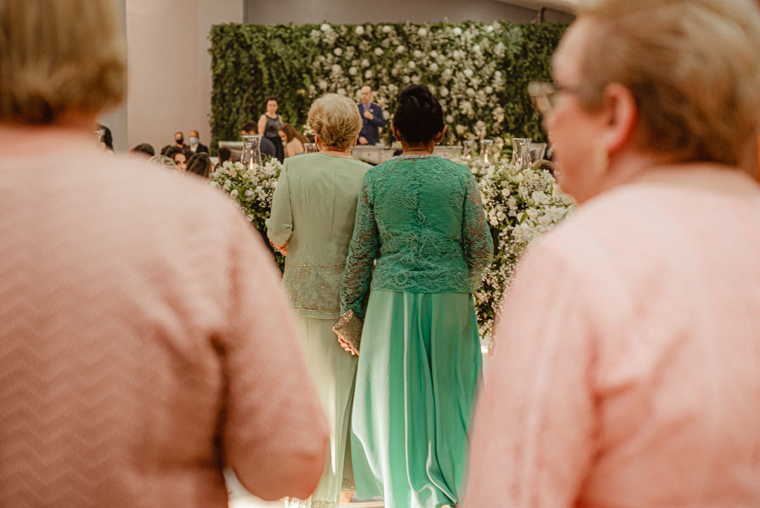 Foto Casamento Clássico com decoração branca e muitas luzinhas - Deborah e Lucas Foto Casamento Clássico com decoração branca e muitas luzinhas - Deborah e Lucas - Imagem 44