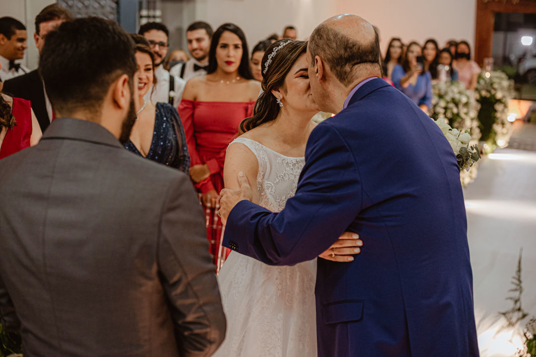 Foto Casamento Clássico com decoração branca e muitas luzinhas - Deborah e Lucas Foto Casamento Clássico com decoração branca e muitas luzinhas - Deborah e Lucas - Imagem 63