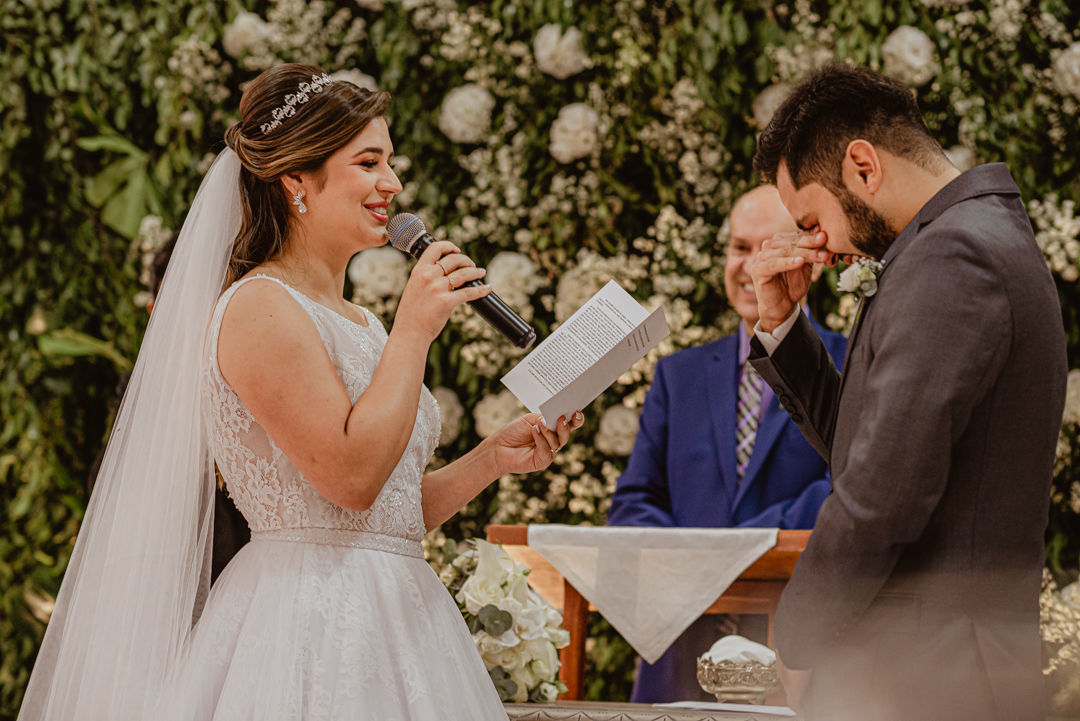 Foto Casamento Clássico com decoração branca e muitas luzinhas - Deborah e Lucas Foto Casamento Clássico com decoração branca e muitas luzinhas - Deborah e Lucas - Imagem 86