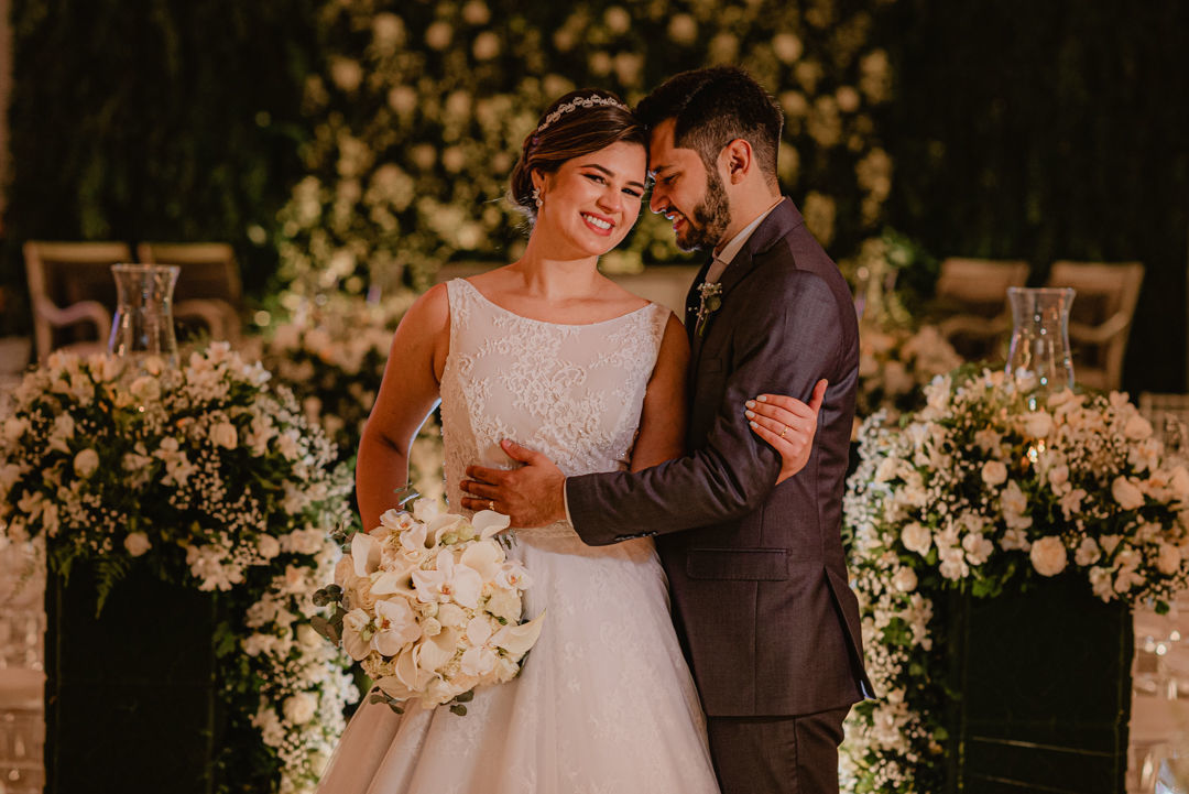 Foto Casamento Clássico com decoração branca e muitas luzinhas - Deborah e Lucas Foto Casamento Clássico com decoração branca e muitas luzinhas - Deborah e Lucas - Imagem 99