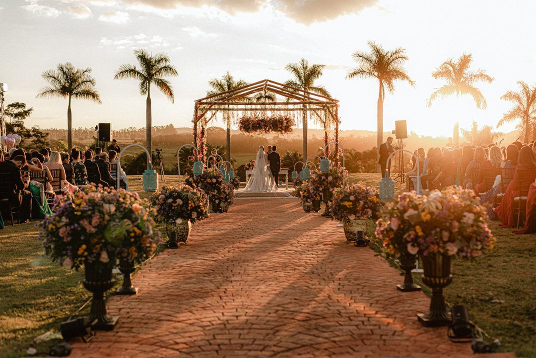 Fazenda Nova Conceição - Casamento em fim de tarde cheio de momentos espontâneos - Helena e Diego Fazenda Nova Conceição - Casamento em fim de tarde cheio de momentos espontâneos - Helena e Diego