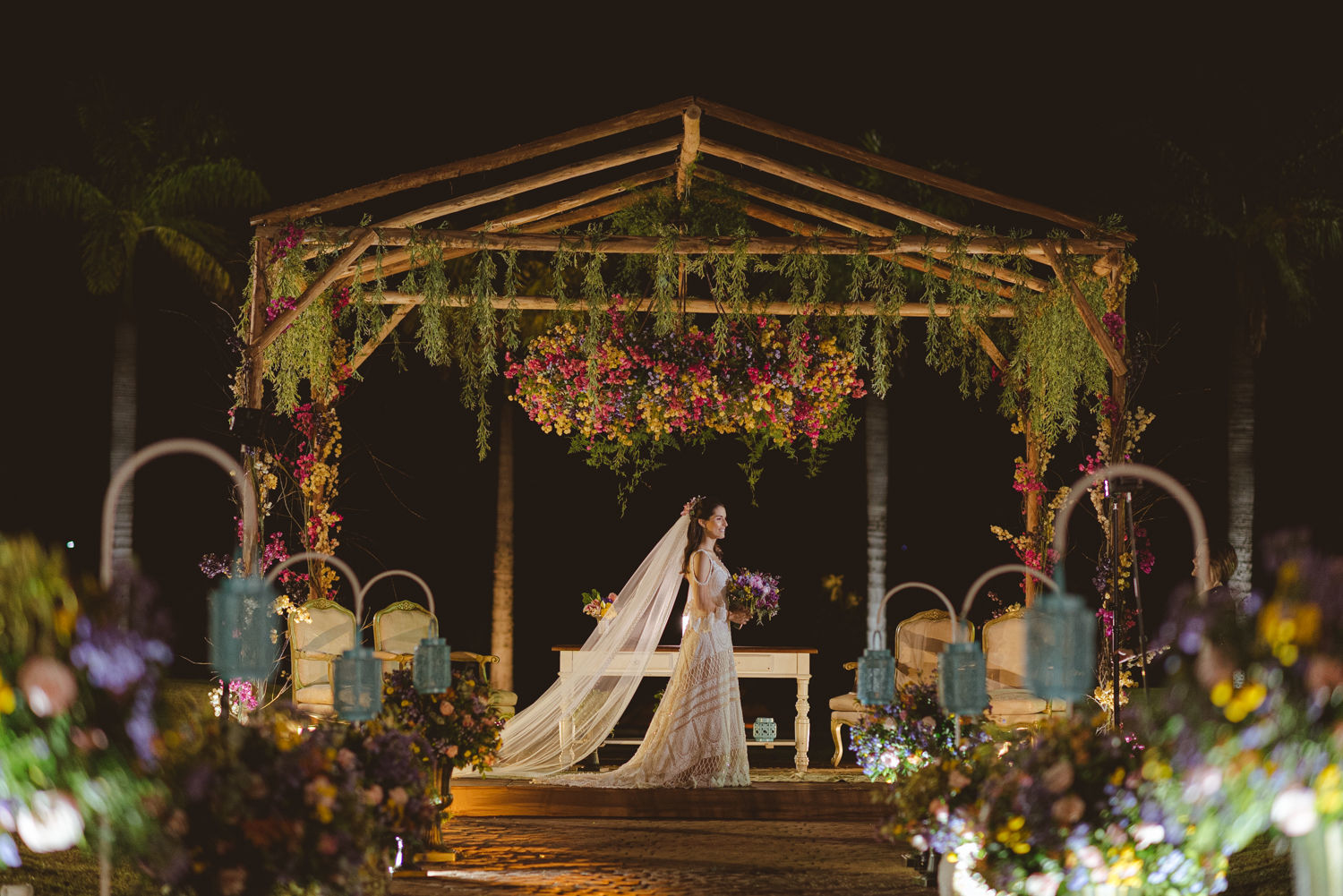 Foto Casamento em fim de tarde cheio de momentos espontâneos na Fazenda Nova Conceição em Goiás - Helena e Diego Foto Casamento em fim de tarde cheio de momentos espontâneos na Fazenda Nova Conceição em Goiás - Helena e Diego - Imagem 88