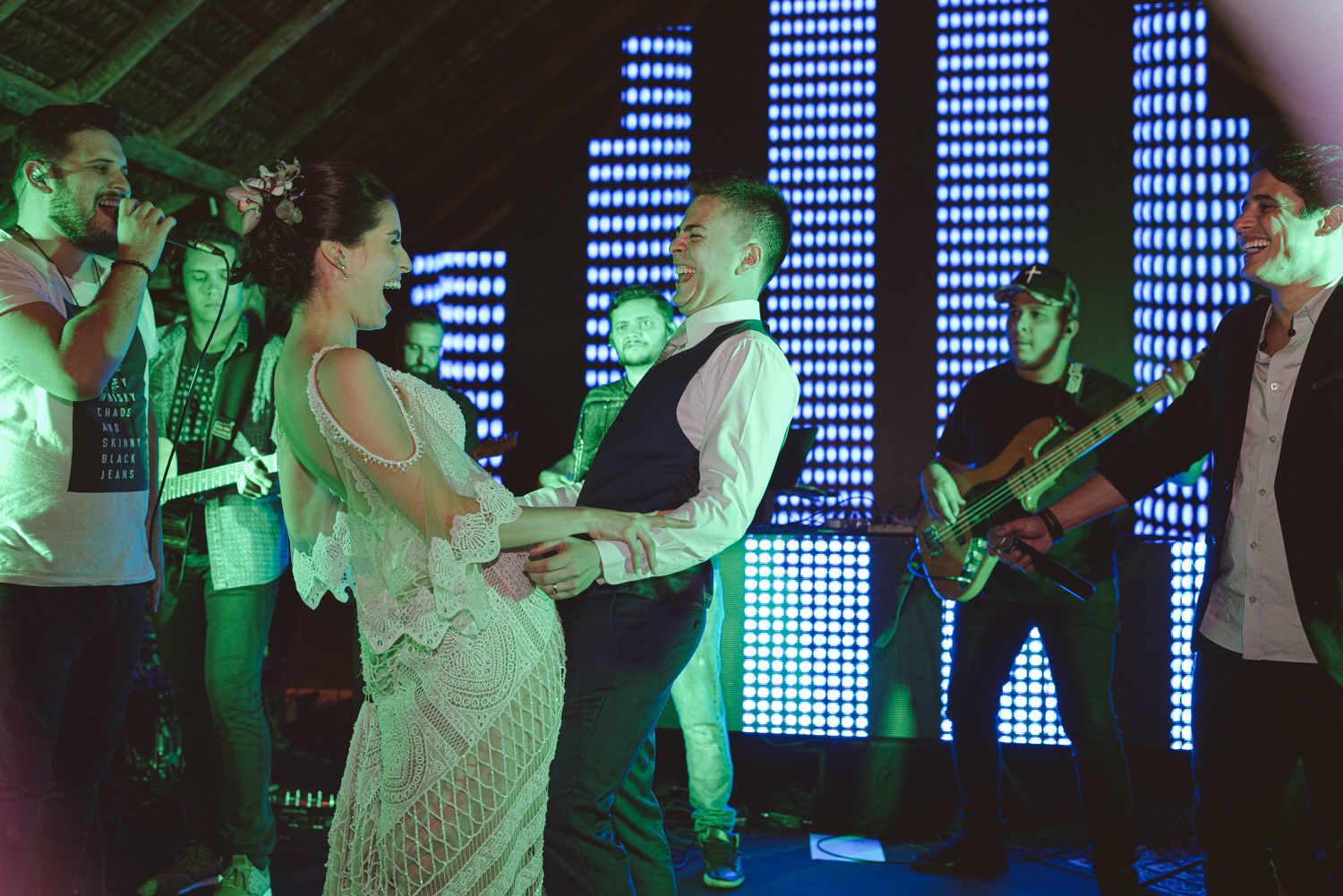 Foto Casamento em fim de tarde cheio de momentos espontâneos na Fazenda Nova Conceição em Goiás - Helena e Diego Foto Casamento em fim de tarde cheio de momentos espontâneos na Fazenda Nova Conceição em Goiás - Helena e Diego - Imagem 123