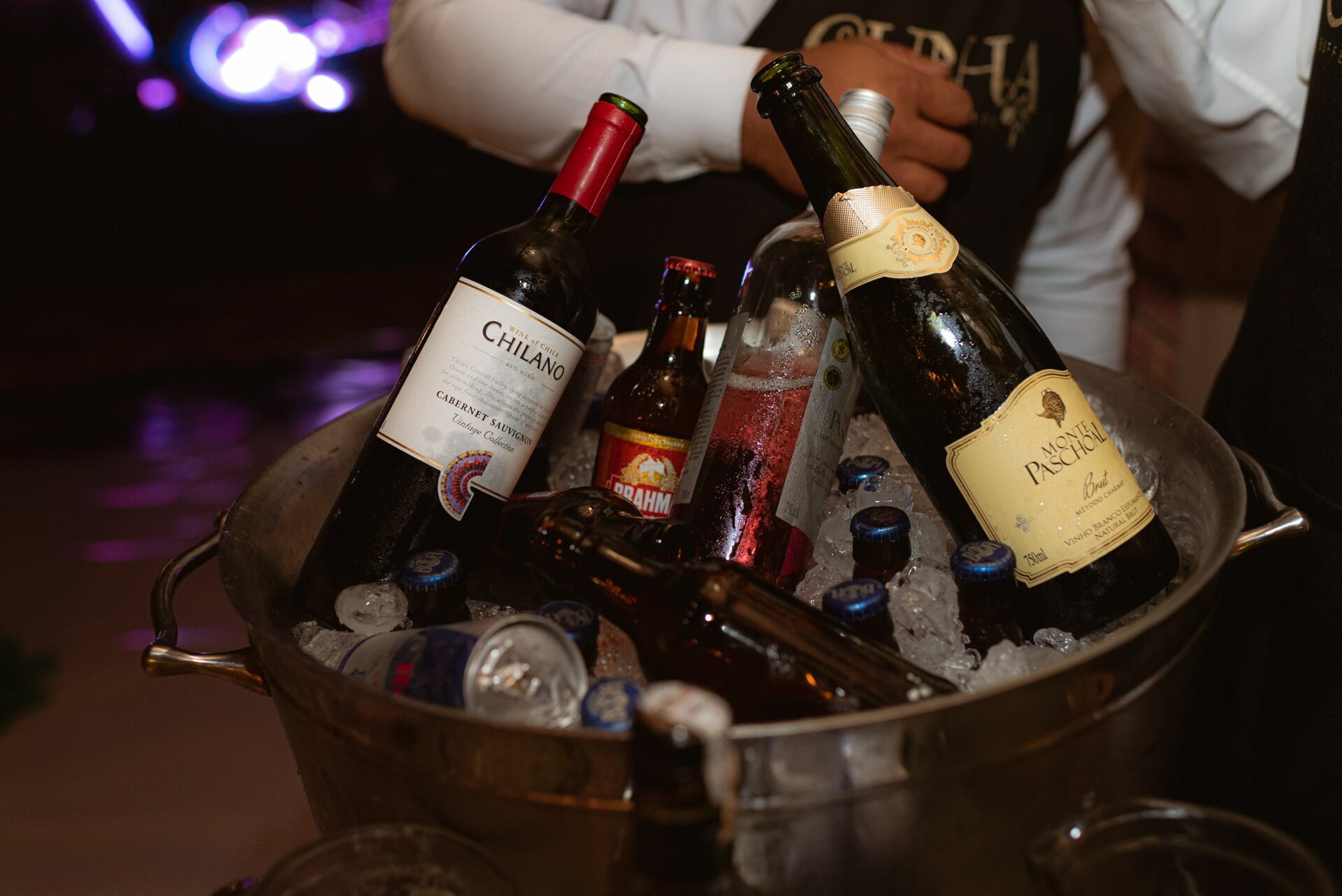 Foto Fazenda Nova Conceição - Casamento em fim de tarde cheio de momentos espontâneos - Helena e Diego - Imagem 73