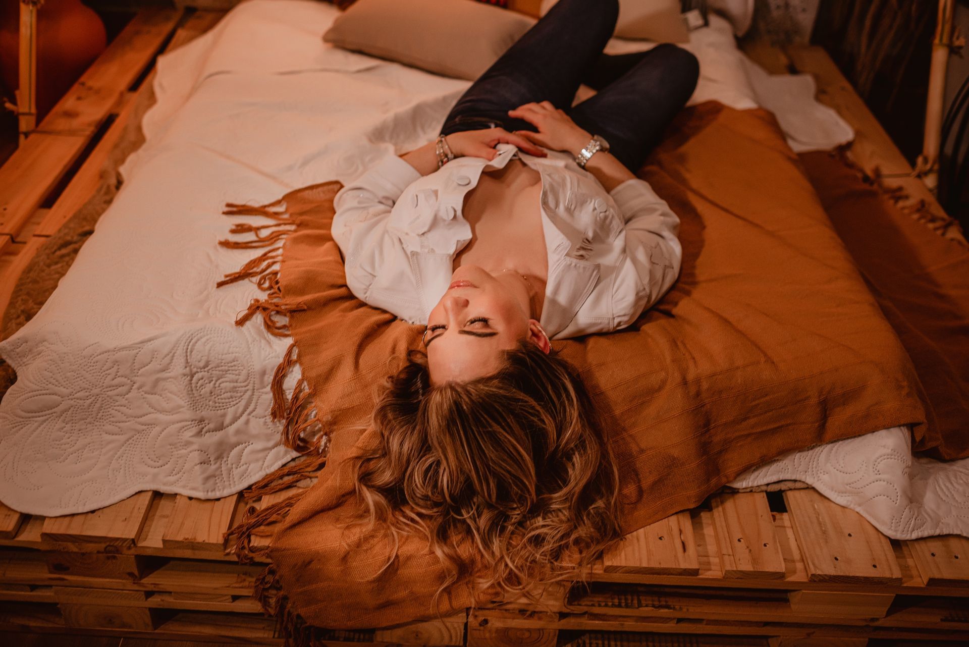 Foto Ensaio Fotográfico Feminino de Aniversário no RevoLoft - Imagem 44