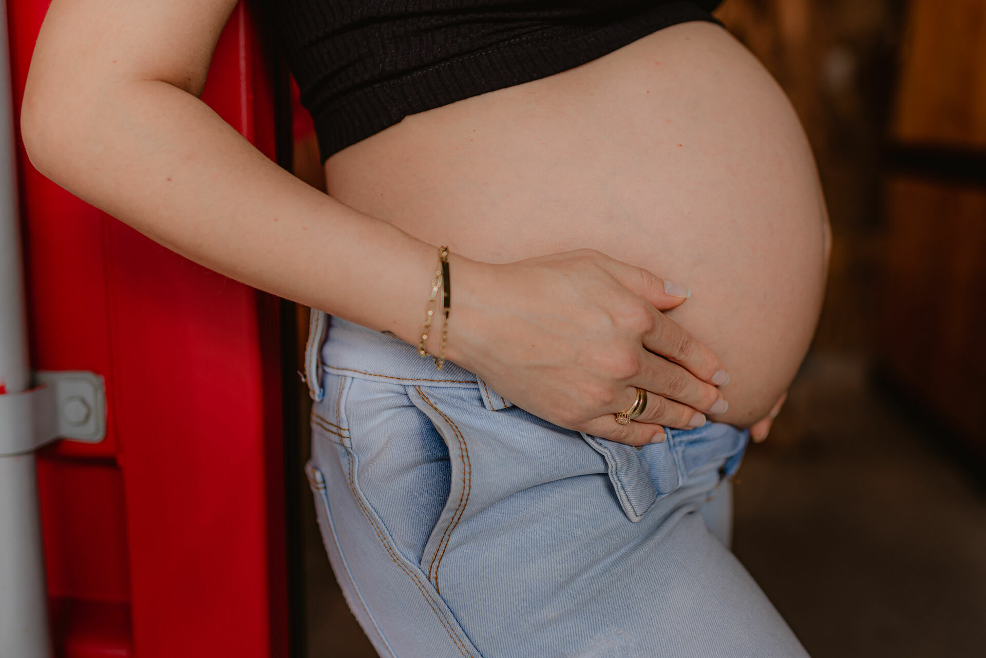 Foto Ensaio Fotográfico de Gestante no RevoLoft - Estúdio Fotográfico e espaço para eventos intimistas - Imagem 5