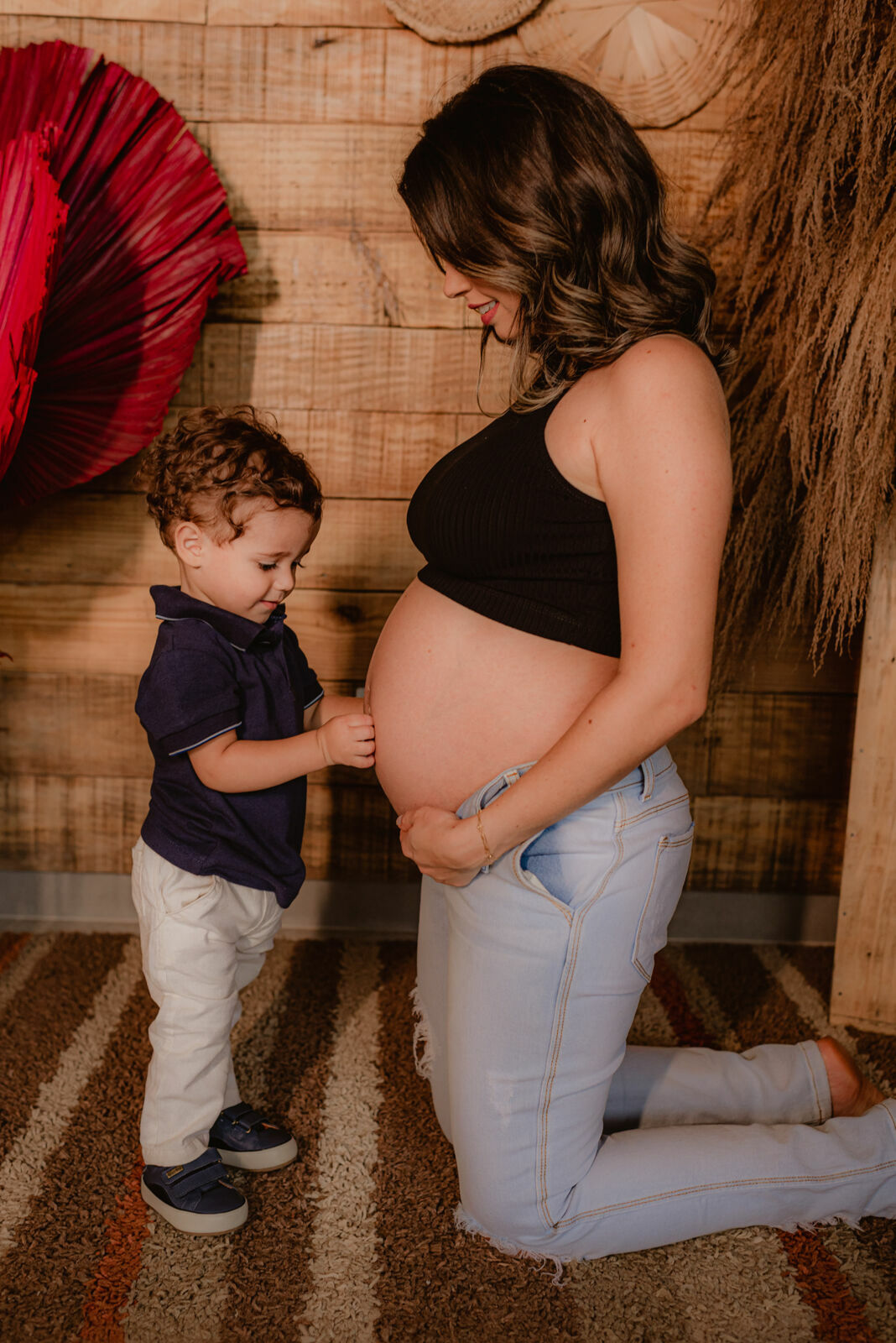 Foto Ensaio Fotográfico de Gestante no RevoLoft - Estúdio Fotográfico e espaço para eventos intimistas - Imagem 8