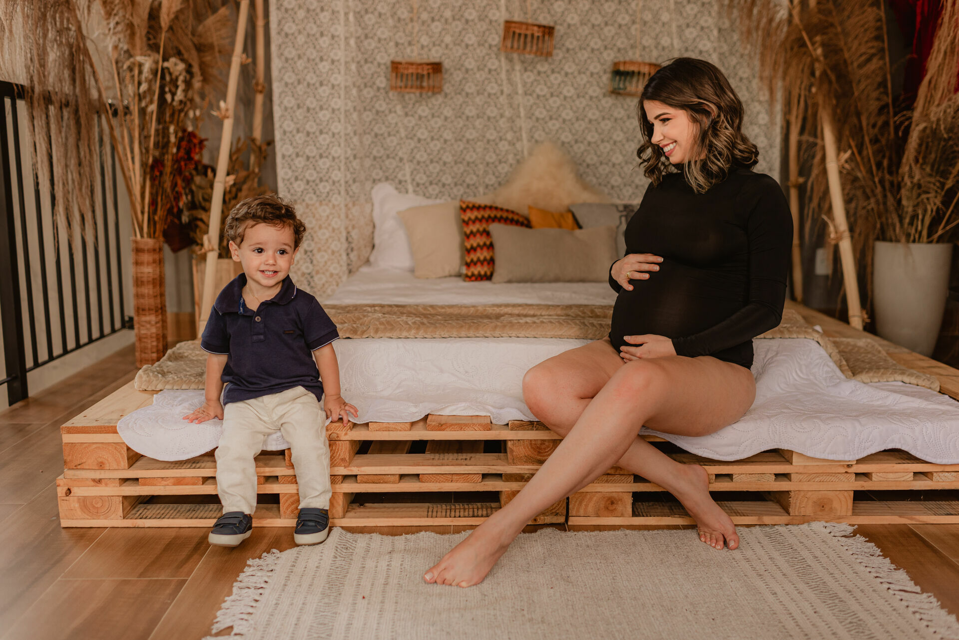 Foto Ensaio Fotográfico de Gestante no RevoLoft - Estúdio Fotográfico e espaço para eventos intimistas - Imagem 13