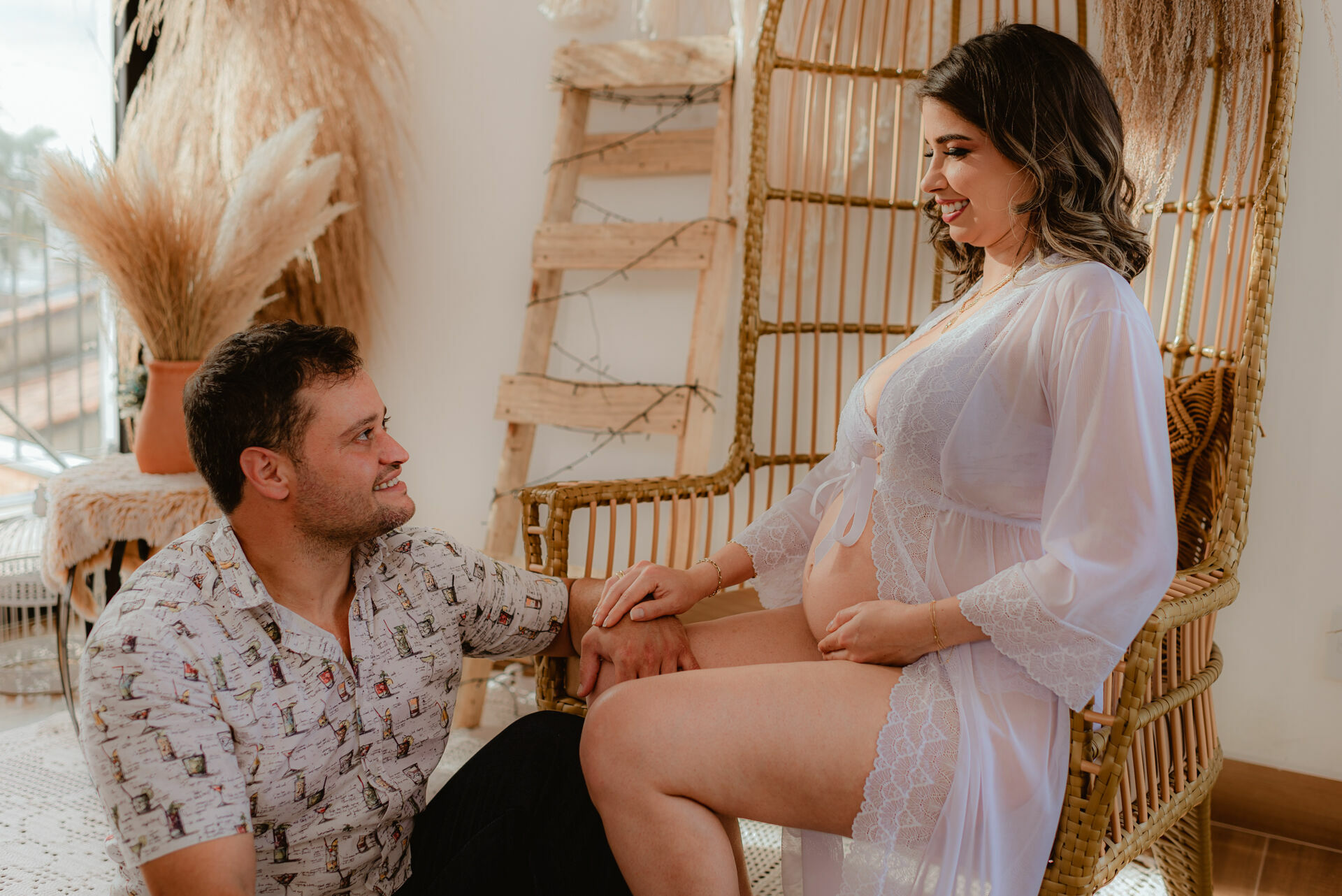 Foto Ensaio Fotográfico de Gestante no RevoLoft - Estúdio Fotográfico e espaço para eventos intimistas - Imagem 17