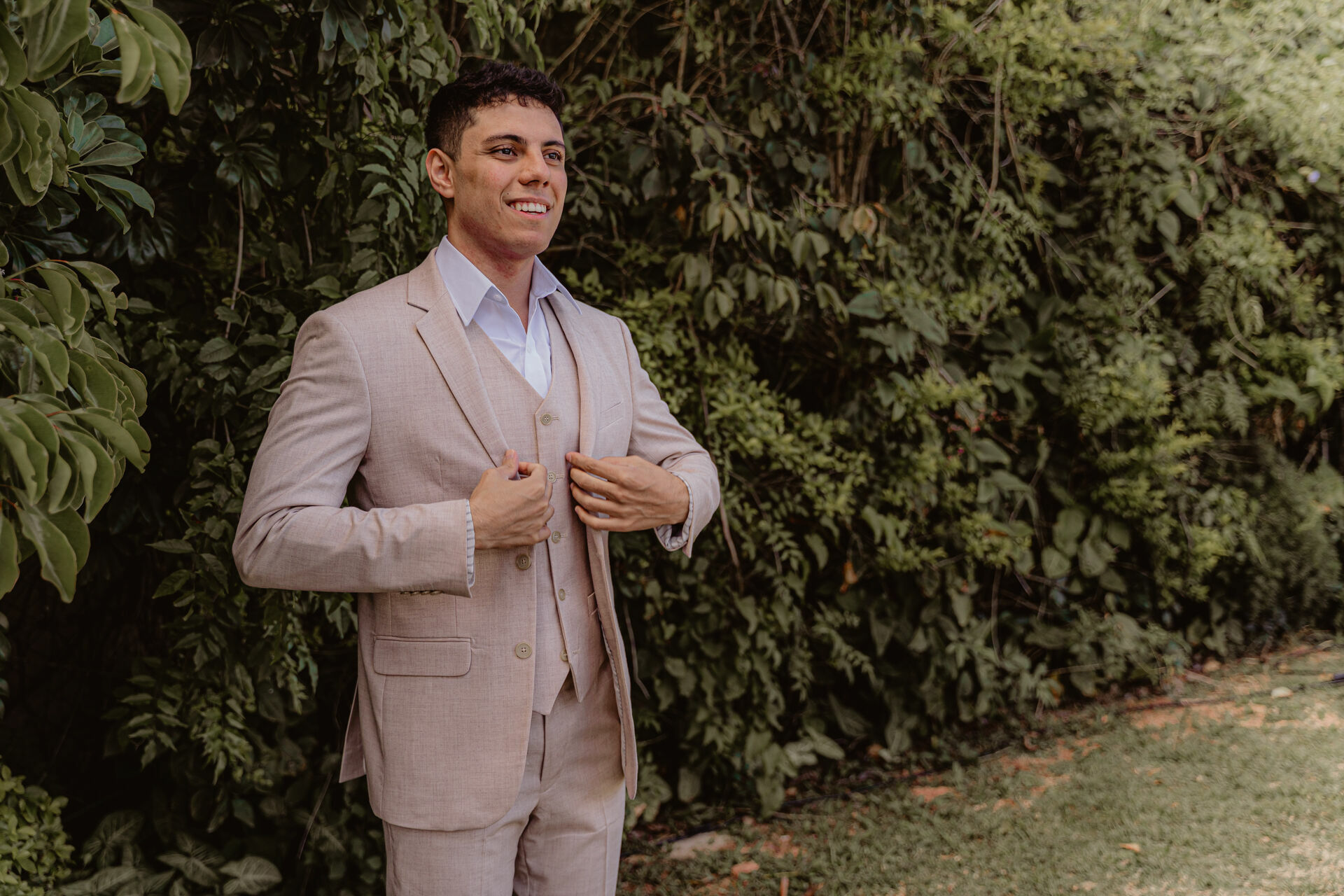 Foto  Destination Wedding inpirador em Florianópolis - Praia Brava - Kayra e Igor  - Imagem 12