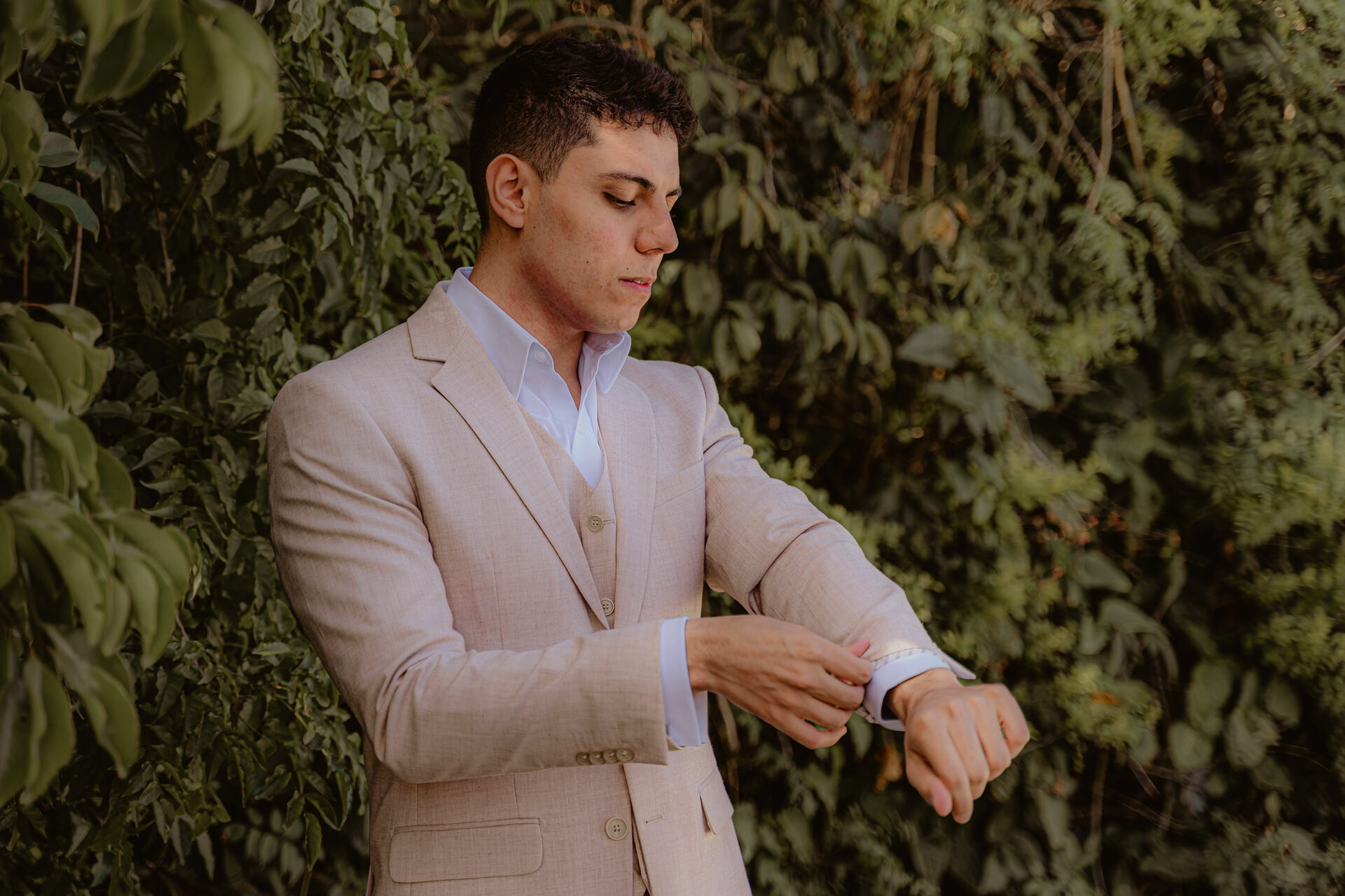 Foto  Destination Wedding inpirador em Florianópolis - Praia Brava - Kayra e Igor  - Imagem 13