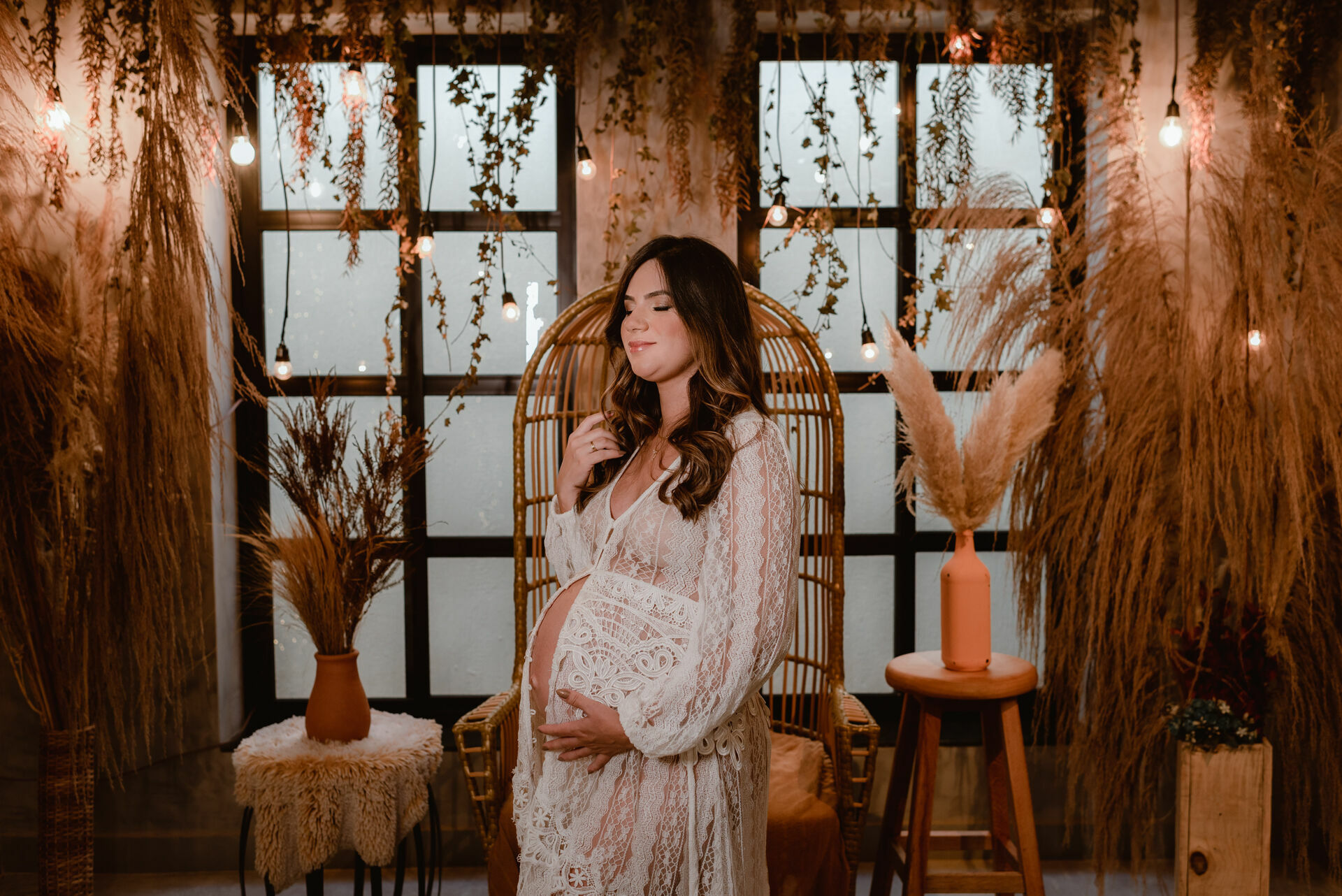 Foto RevoLoft - Ensaio Fotográfico de Gestante em estúdio - Emilly, Célio e Murilo à espera de Pedro - Imagem 0