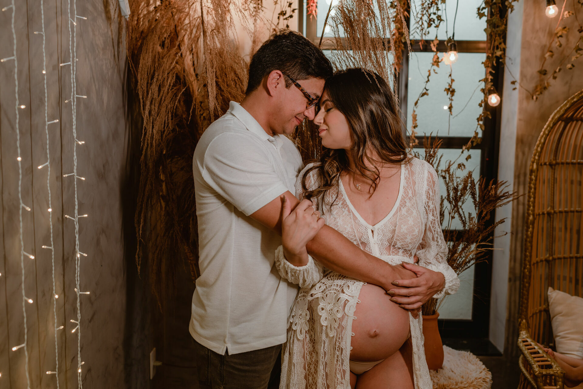 Foto RevoLoft - Ensaio Fotográfico de Gestante em estúdio - Emilly, Célio e Murilo à espera de Pedro - Imagem 7