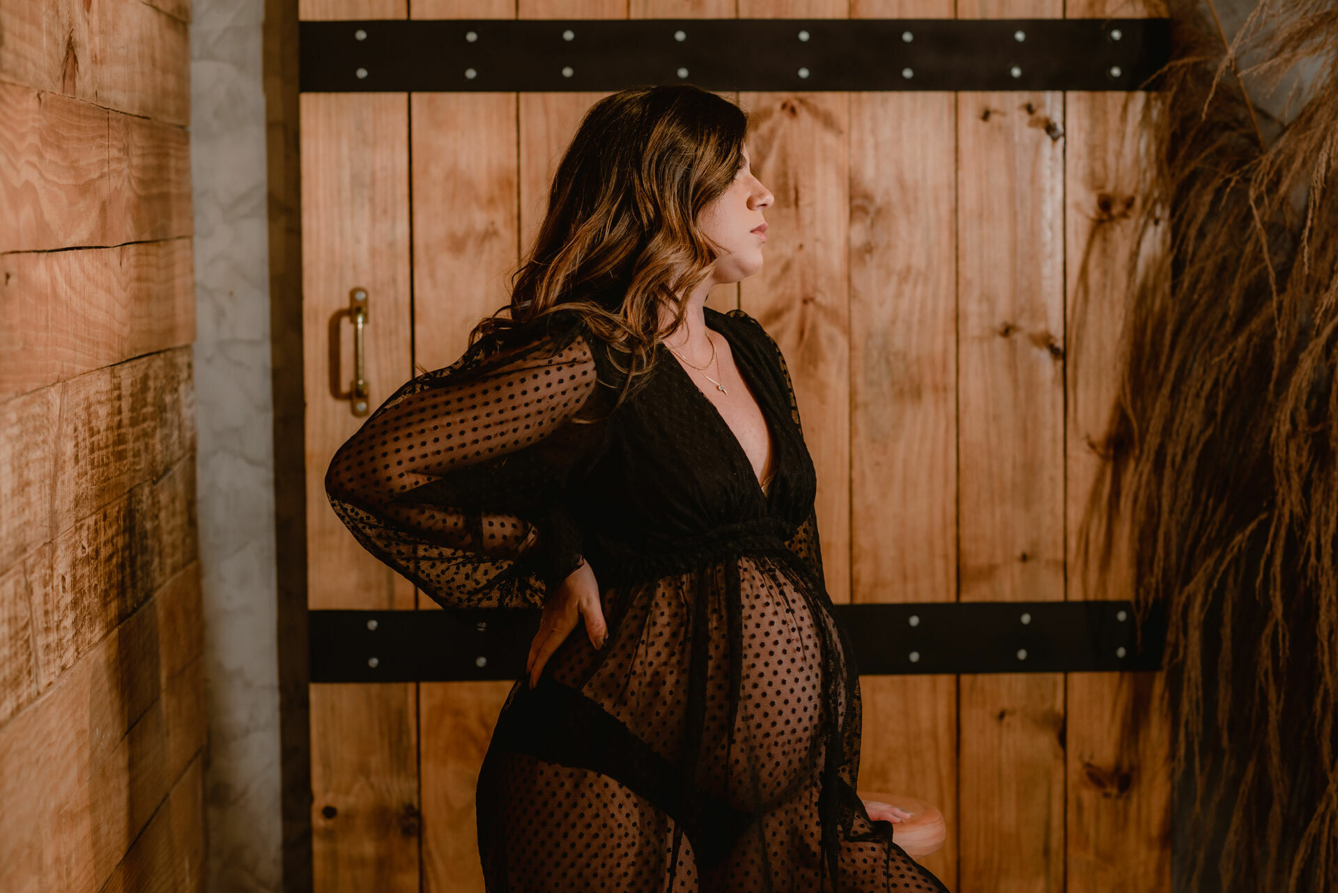 Foto RevoLoft - Ensaio Fotográfico de Gestante em estúdio - Emilly, Célio e Murilo à espera de Pedro - Imagem 19