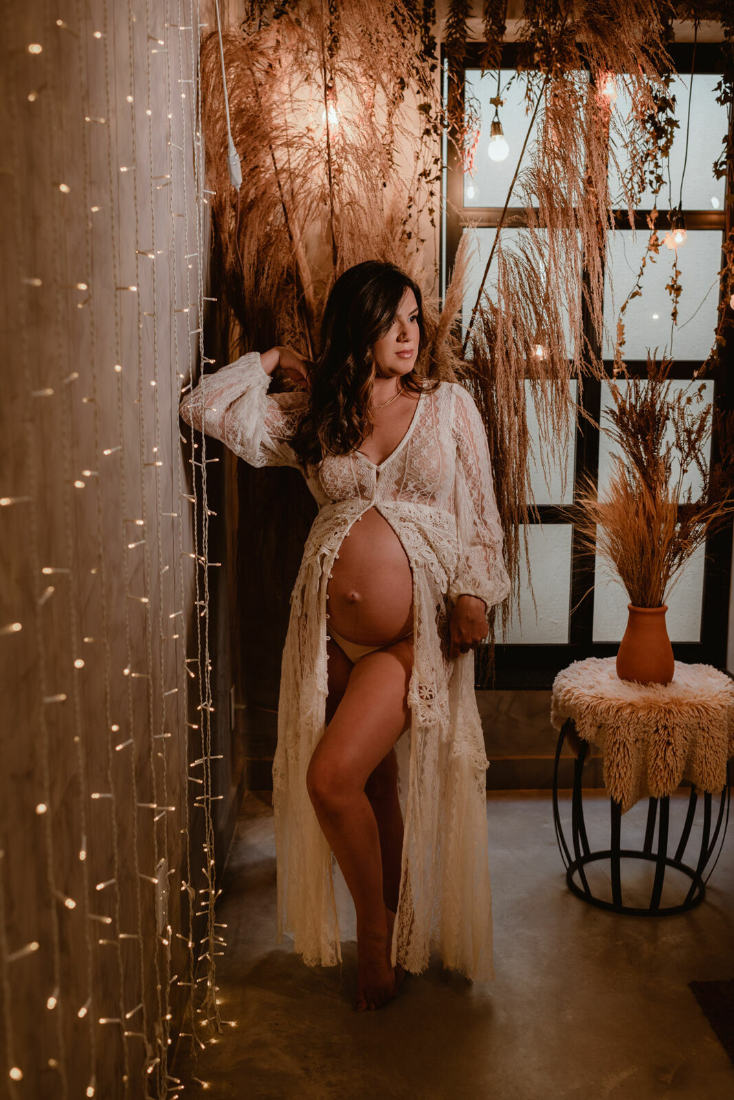 Foto RevoLoft - Ensaio Fotográfico de Gestante em estúdio - Emilly, Célio e Murilo à espera de Pedro - Imagem 5