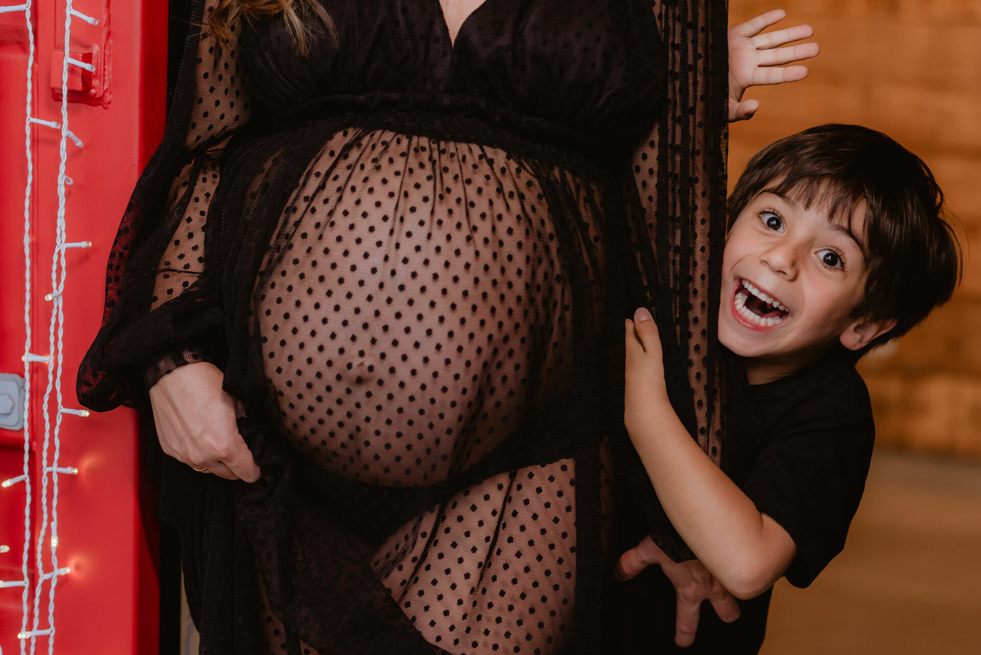 Foto RevoLoft - Ensaio Fotográfico de Gestante em estúdio - Emilly, Célio e Murilo à espera de Pedro - Imagem 27