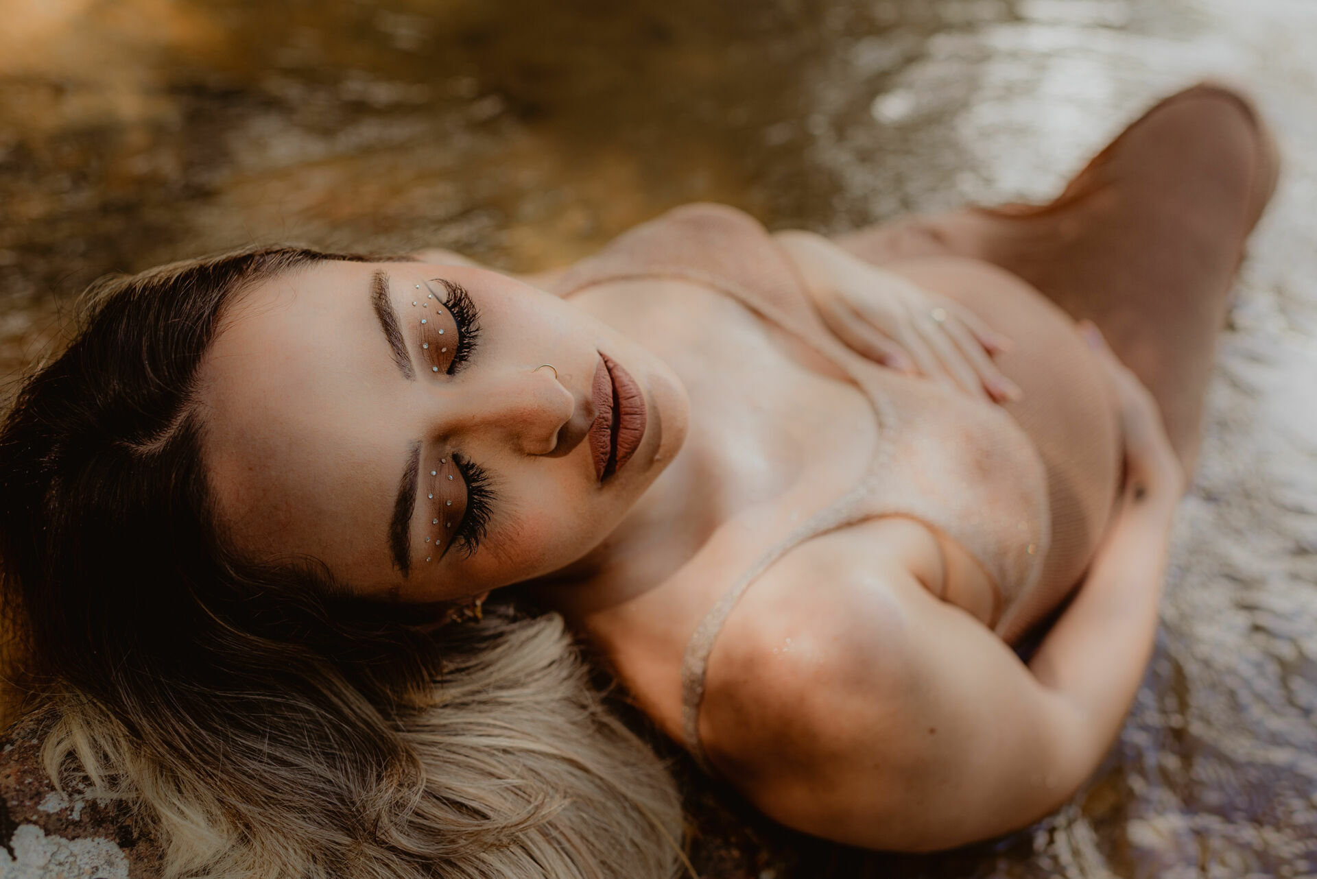 Foto Sessão Fotográfica de gestante - Cachoeira Usina Velha - Heloísa e Marcelo - Imagem 6