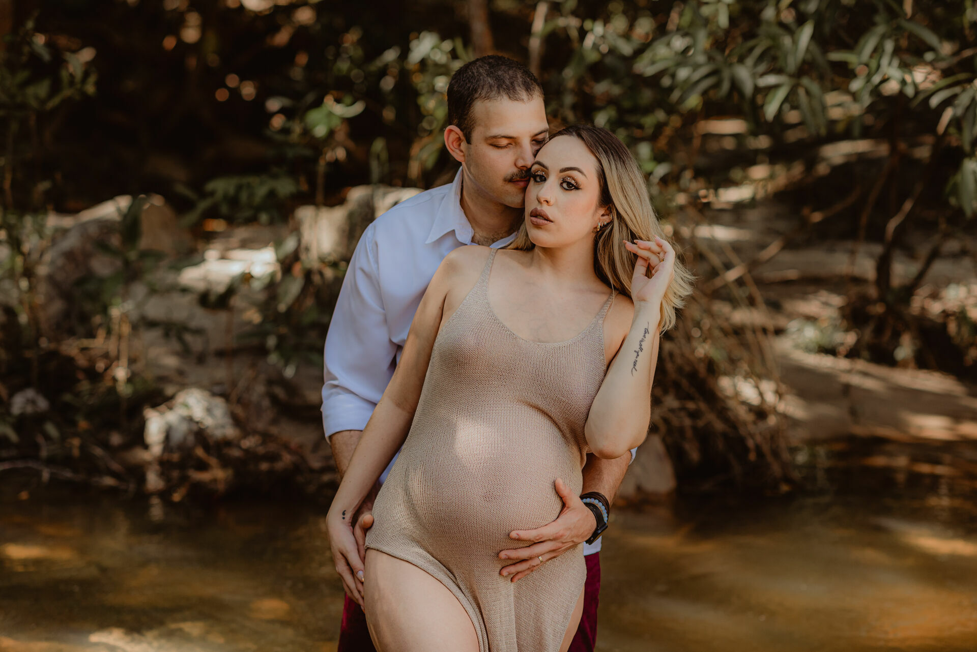 Foto Sessão Fotográfica de gestante - Cachoeira Usina Velha - Heloísa e Marcelo - Imagem 3