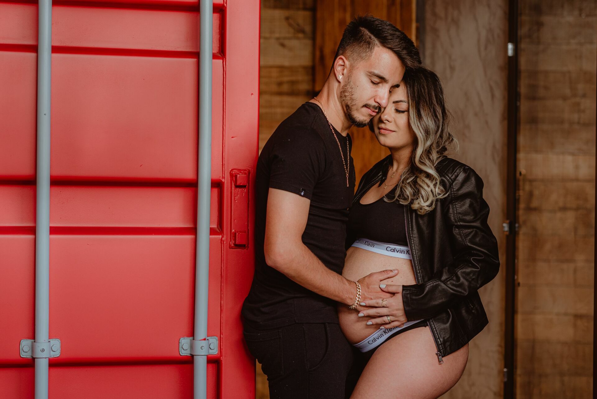 Foto Ensaio de Gestante Studio RevoLoft - Jessica e Matheus à espera de Matteo - Imagem 5