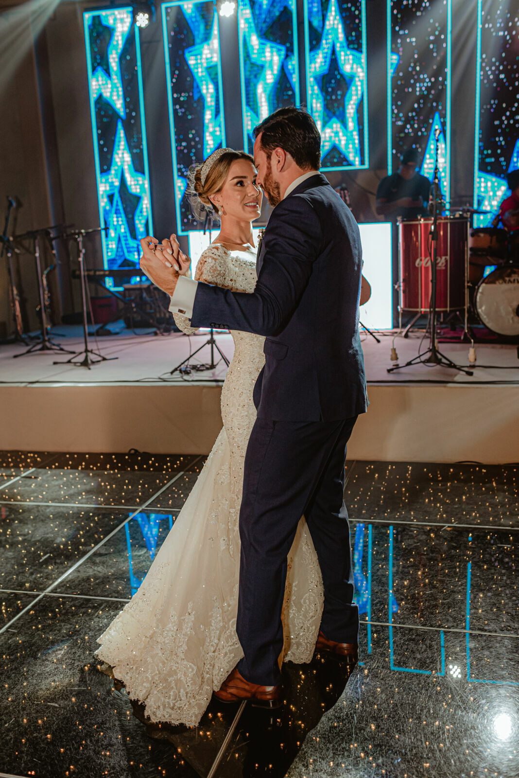 Foto Casamento no Salão Muranno - Espaço Cavalo de Raça em Anápolis - Thaini e Marcos - Imagem 71