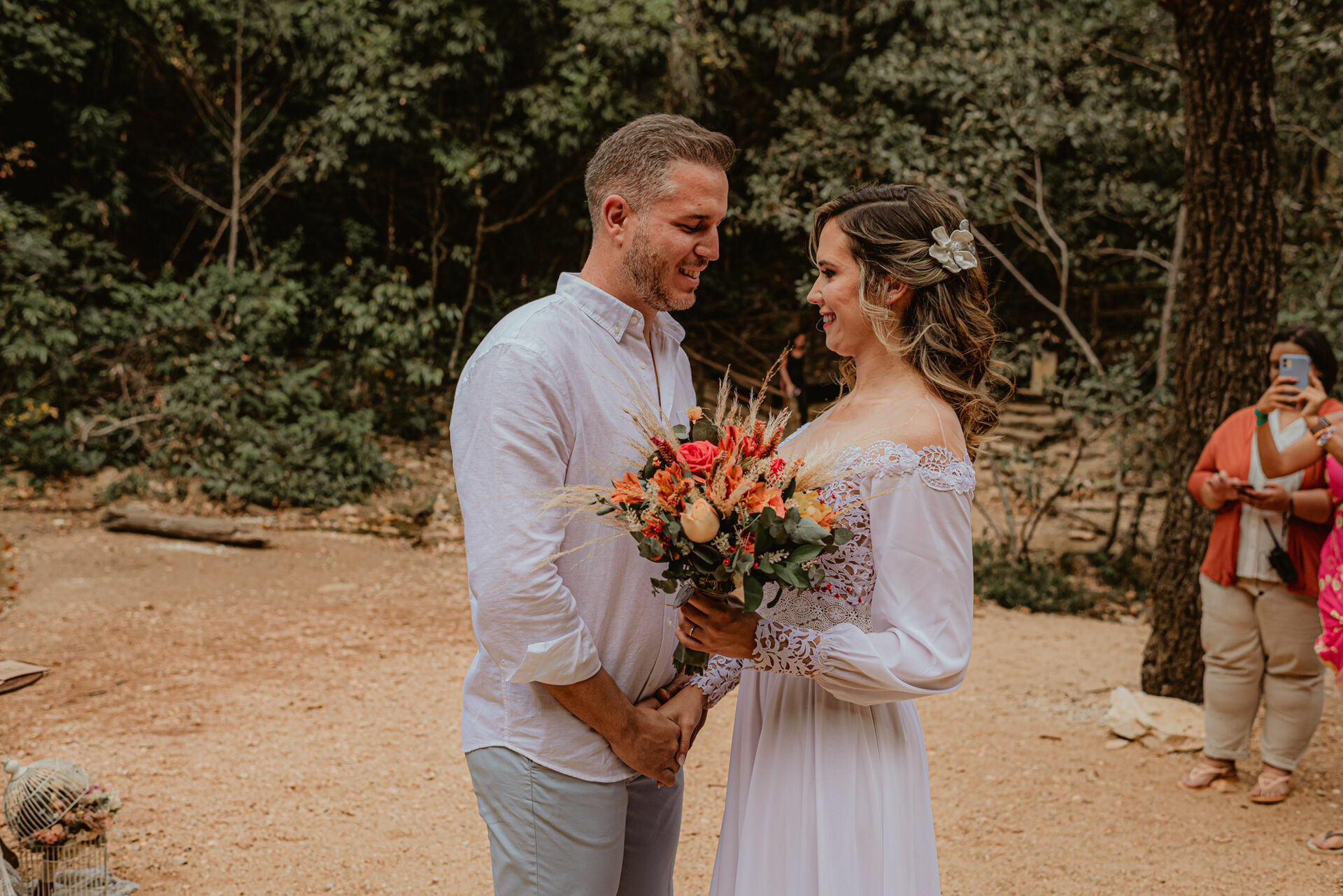 Foto Casamento Intimista na Cachoeira do Abade em Pirenópolis de Goiás - Luanna e Marcelo - Imagem 31