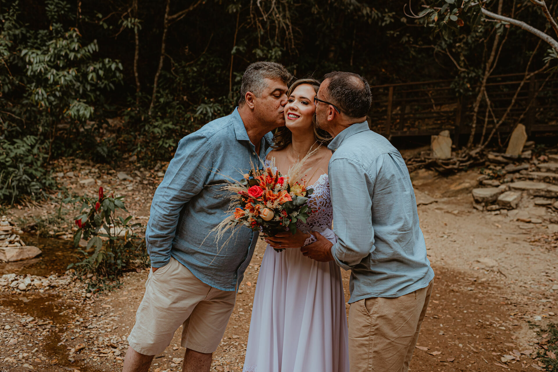 Foto Casamento Intimista na Cachoeira do Abade em Pirenópolis de Goiás - Luanna e Marcelo - Imagem 33