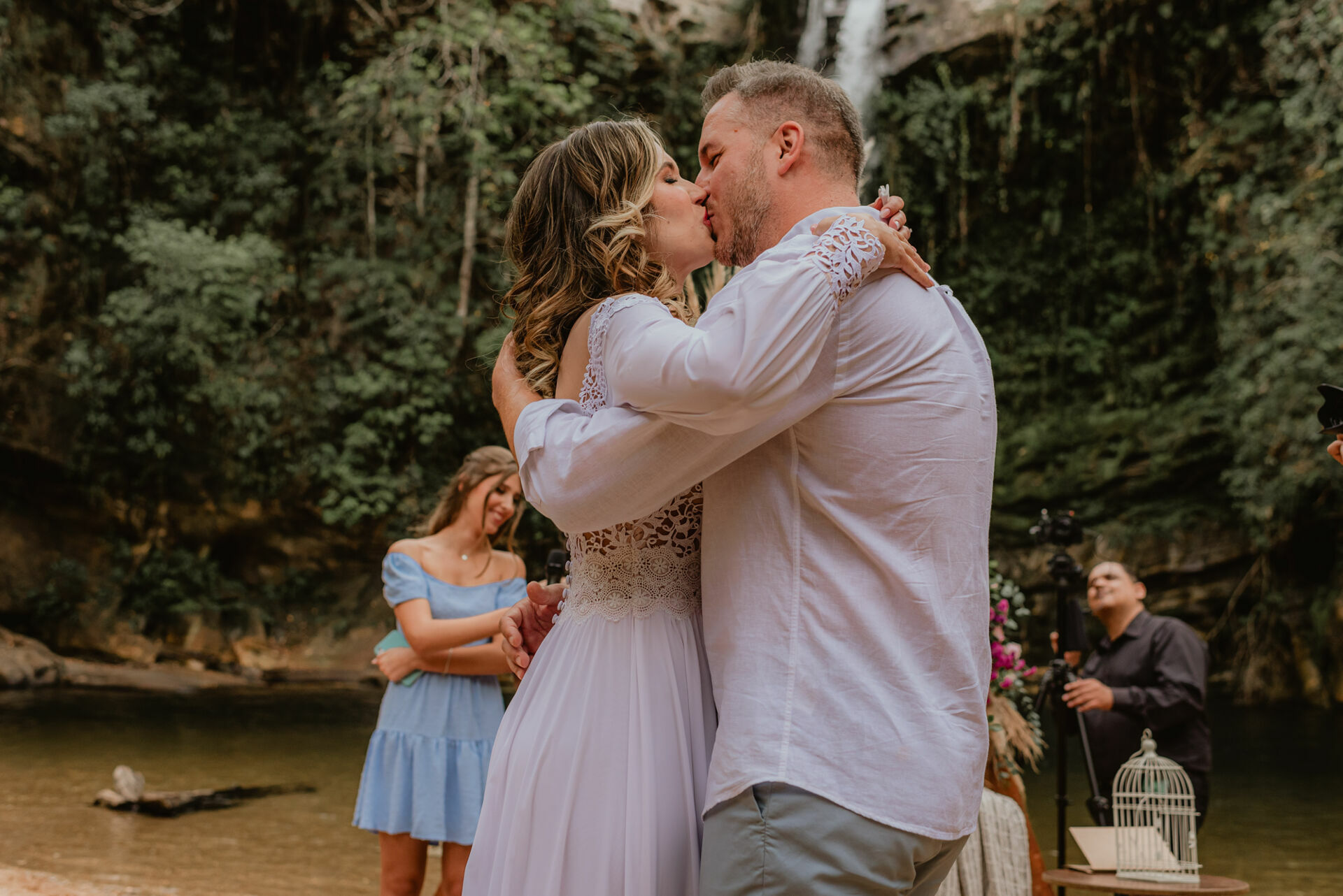 Foto Casamento Intimista na Cachoeira do Abade em Pirenópolis de Goiás - Luanna e Marcelo - Imagem 82
