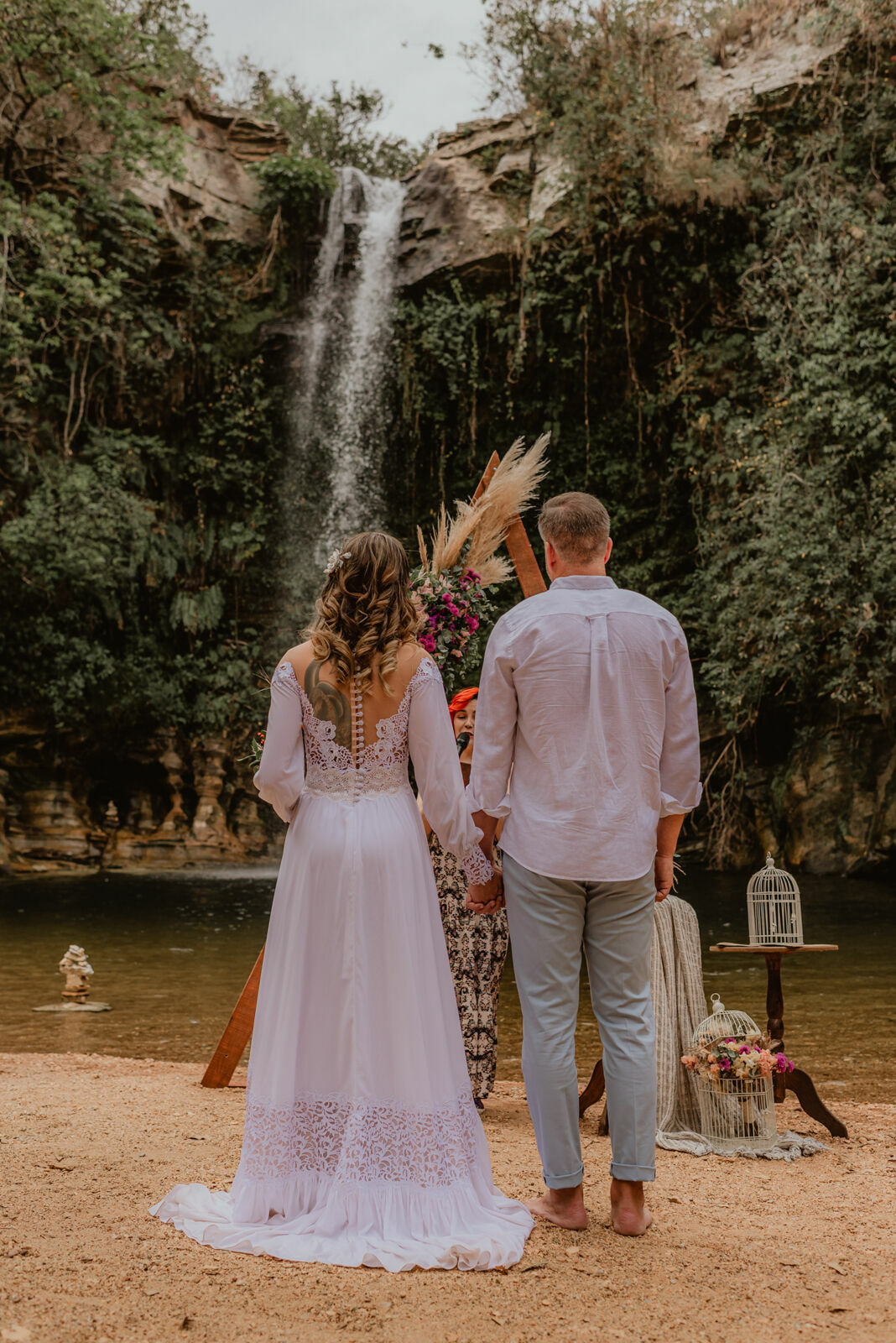 Foto Casamento Intimista na Cachoeira do Abade em Pirenópolis de Goiás - Luanna e Marcelo - Imagem 58