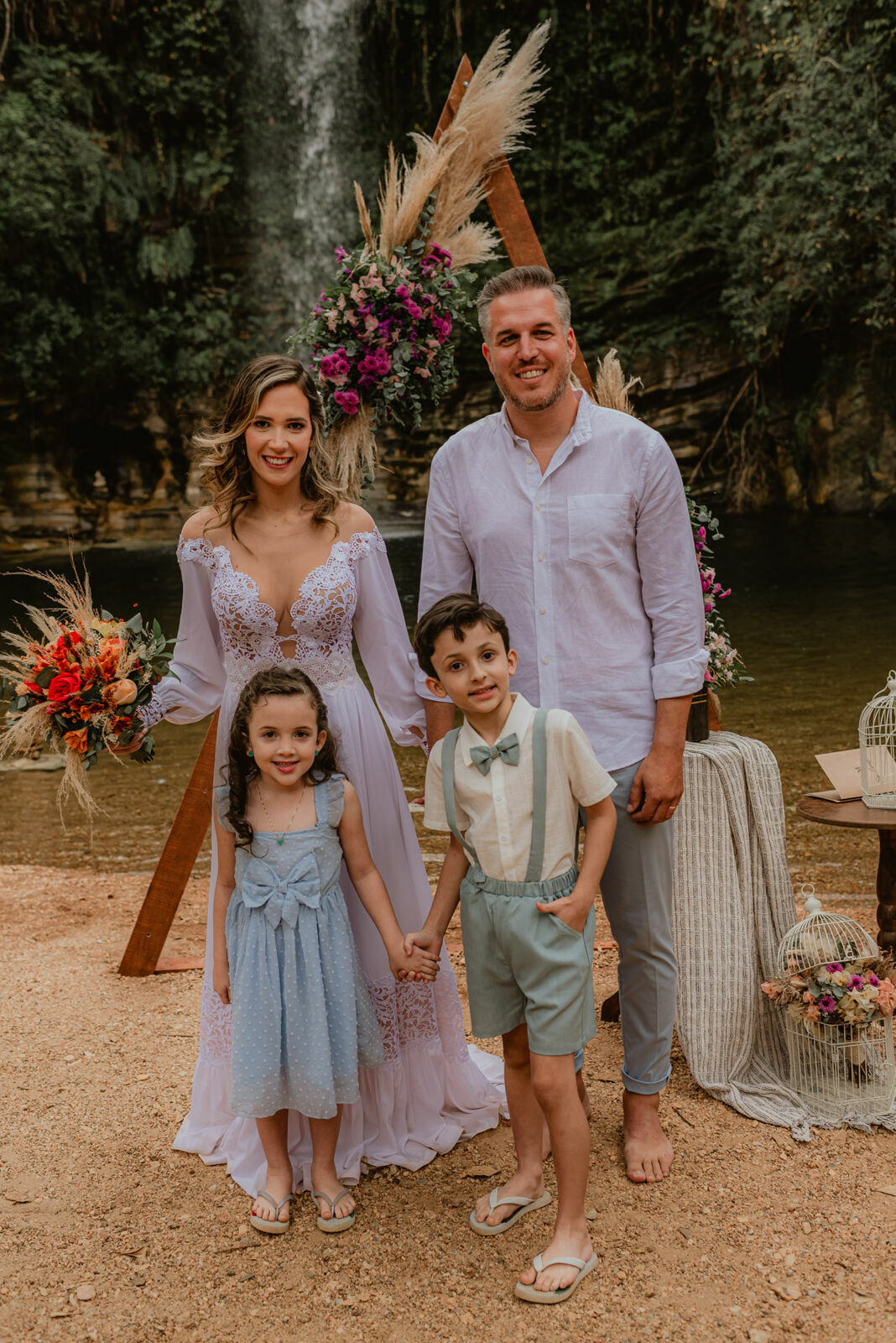 Foto Casamento Intimista na Cachoeira do Abade em Pirenópolis de Goiás - Luanna e Marcelo - Imagem 79