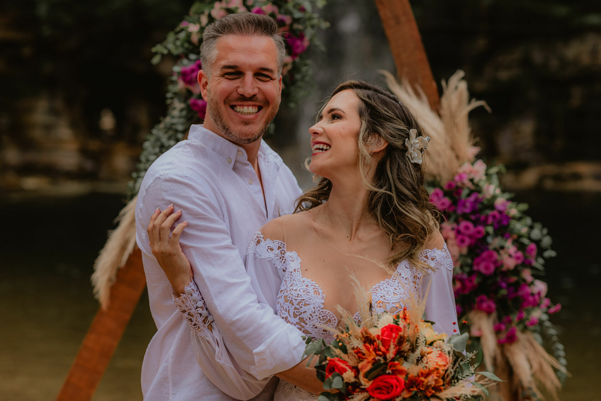 Foto Casamento Intimista na Cachoeira do Abade em Pirenópolis de Goiás - Luanna e Marcelo - Imagem 86