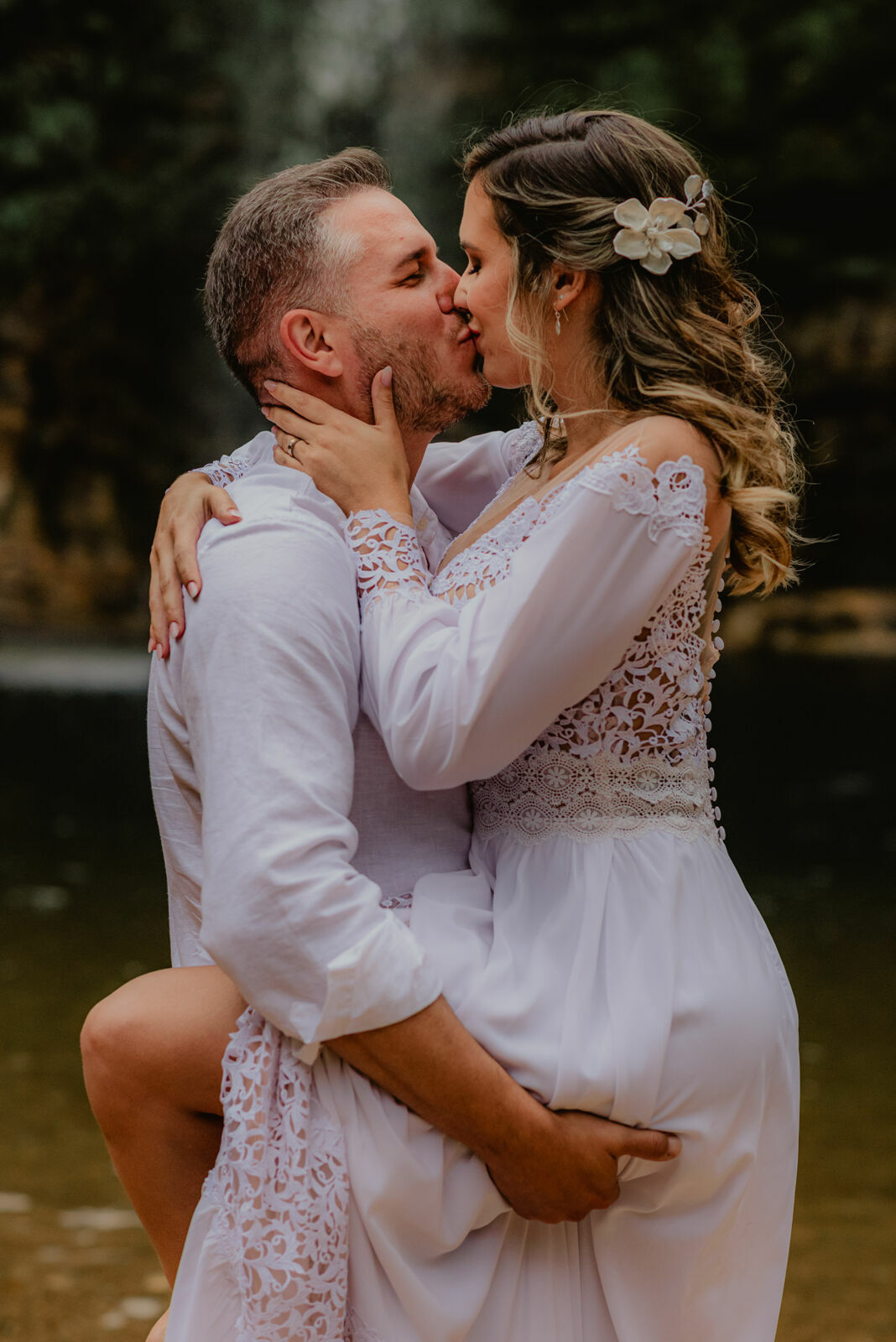 Foto Casamento Intimista na Cachoeira do Abade em Pirenópolis de Goiás - Luanna e Marcelo - Imagem 98