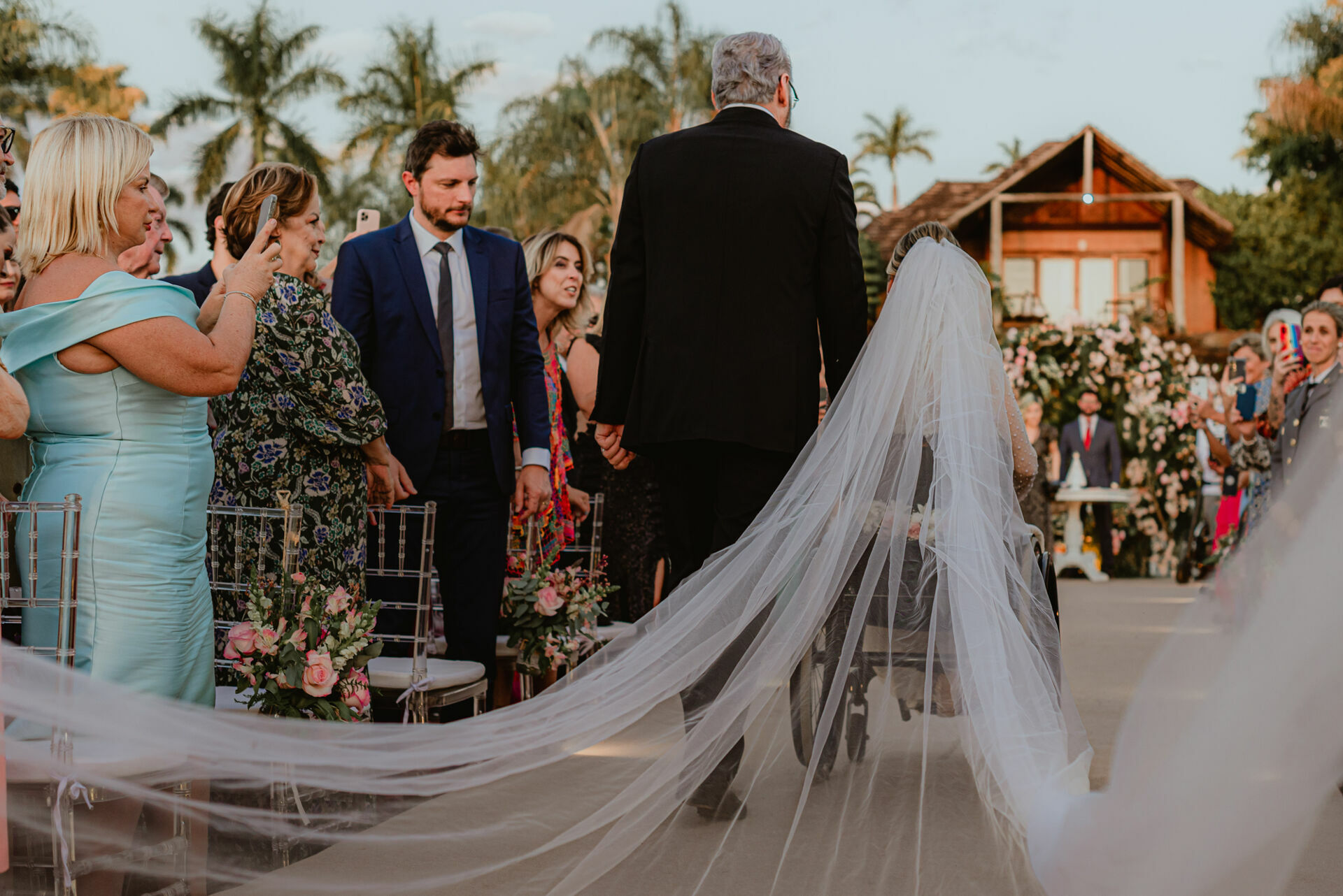 Foto Paraquedista que ficou tetraplégica se casa em uma linda cerimônia em fim de tarde na Fazenda Nova Conceição em Goiás - Raquel e Lages - Imagem 46