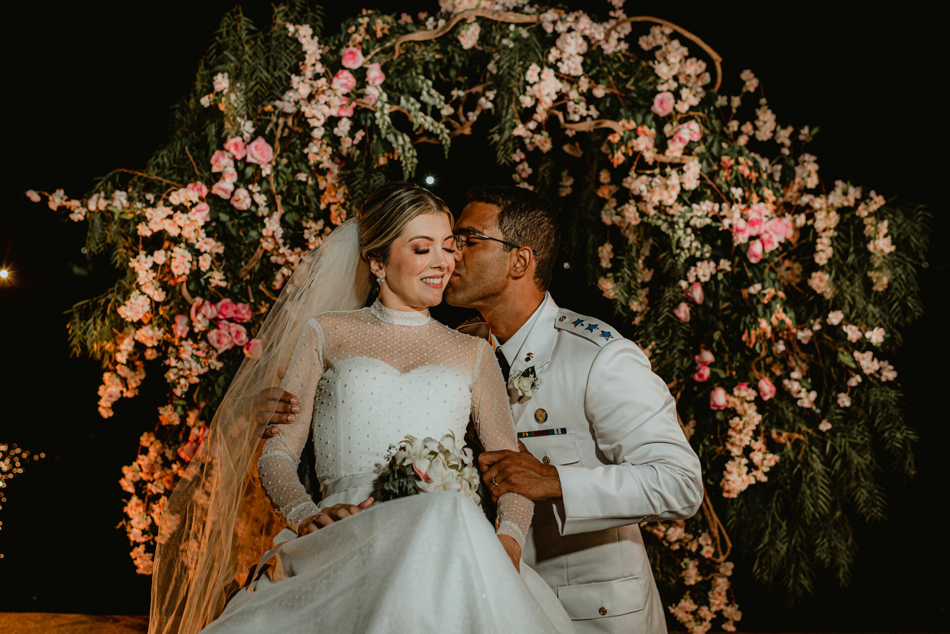 Foto Paraquedista que ficou tetraplégica se casa em uma linda cerimônia em fim de tarde na Fazenda Nova Conceição em Goiás - Raquel e Lages - Imagem 70