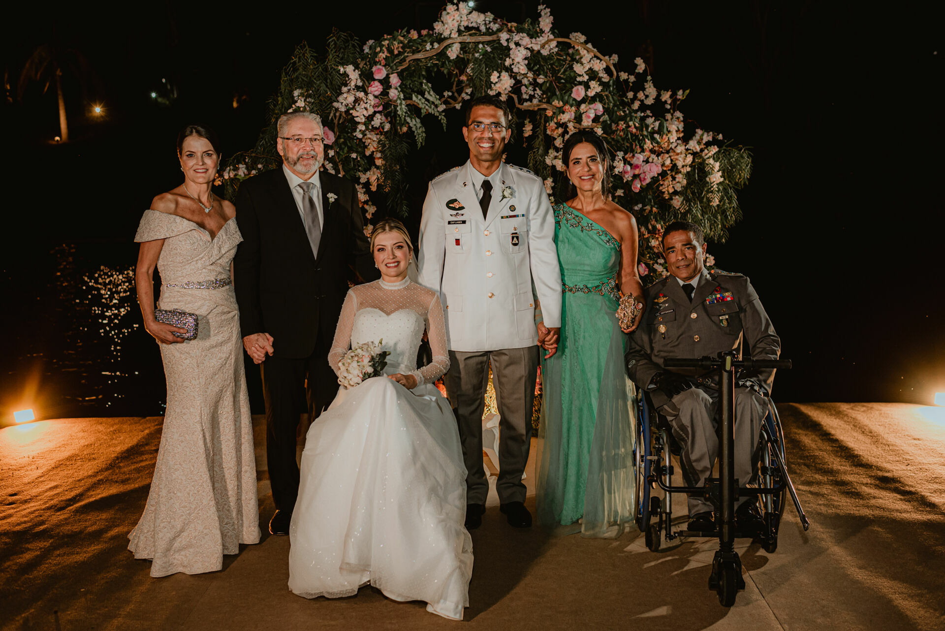 Foto Paraquedista que ficou tetraplégica se casa em uma linda cerimônia em fim de tarde na Fazenda Nova Conceição em Goiás - Raquel e Lages - Imagem 64