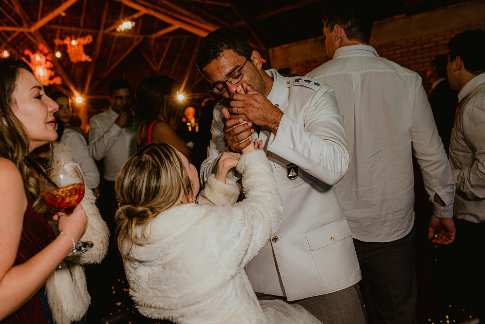 Foto Paraquedista que ficou tetraplégica se casa em uma linda cerimônia em fim de tarde na Fazenda Nova Conceição em Goiás - Raquel e Lages - Imagem 124