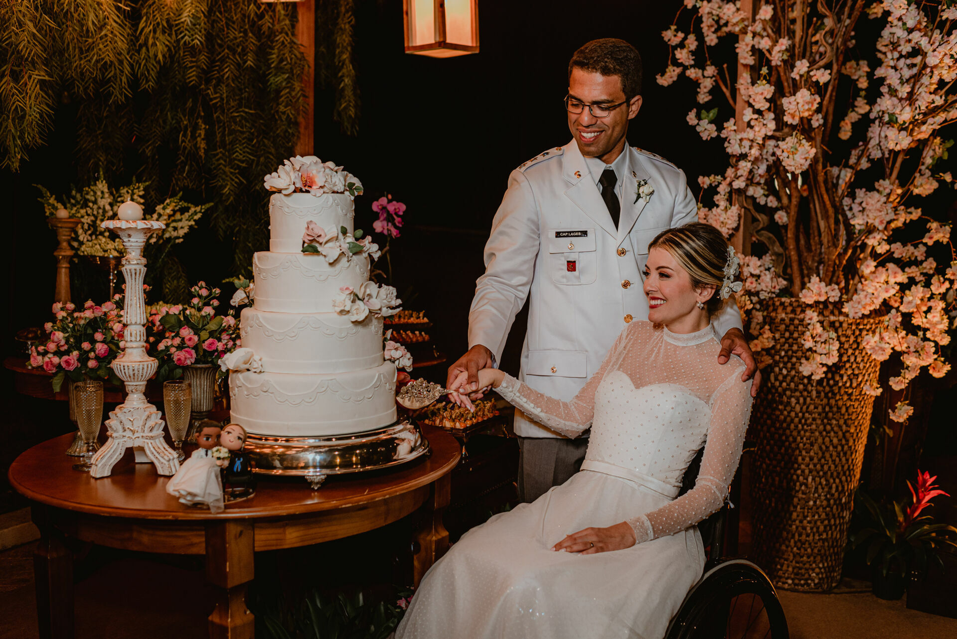 Foto Paraquedista que ficou tetraplégica se casa em uma linda cerimônia em fim de tarde na Fazenda Nova Conceição em Goiás - Raquel e Lages - Imagem 100
