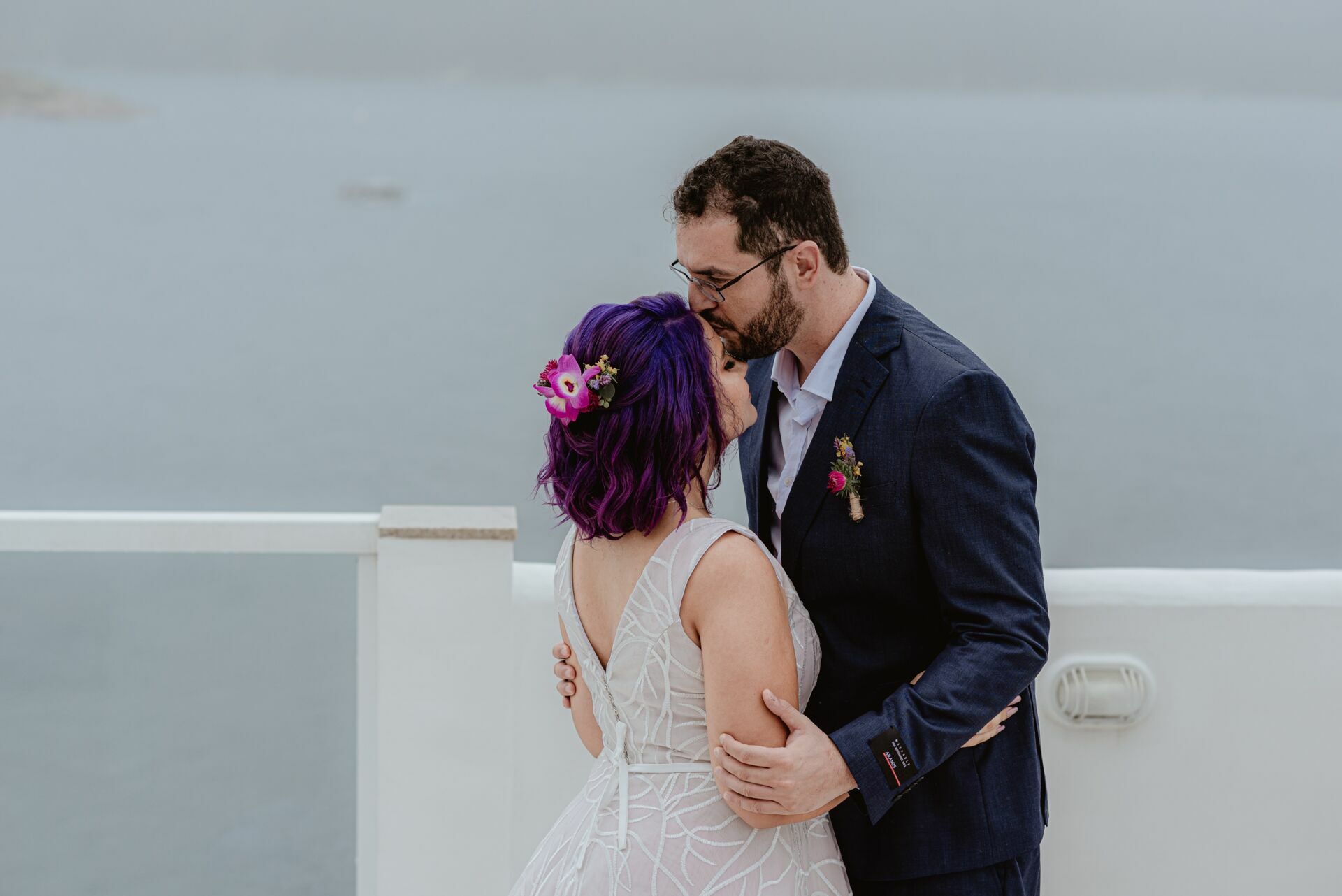 Foto Elopement Wedding em Arraial do Cabo com uma vista para o mar - Jéssica e Victor - Imagem 45
