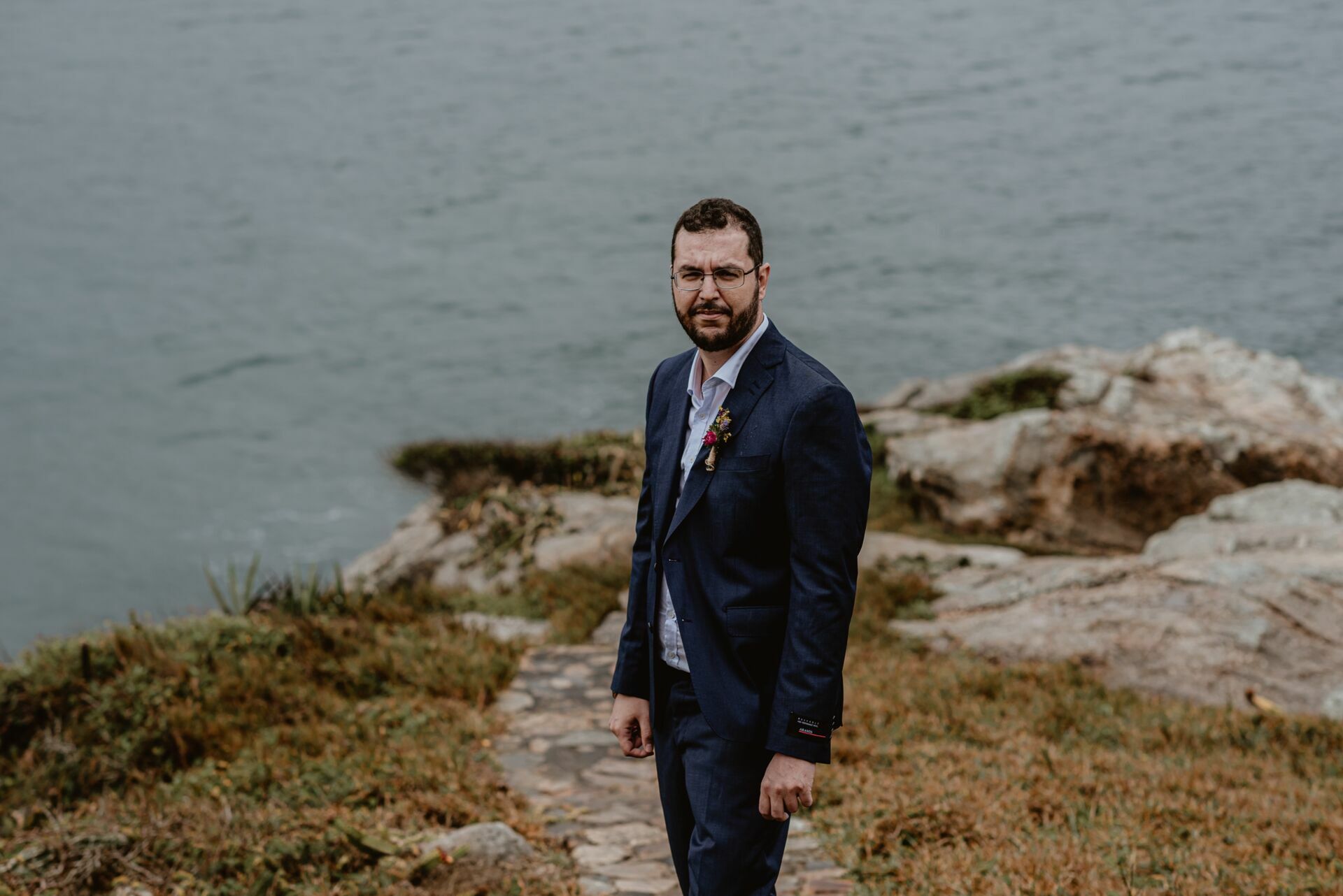 Foto Elopement Wedding em Arraial do Cabo com uma vista para o mar - Jéssica e Victor - Imagem 47